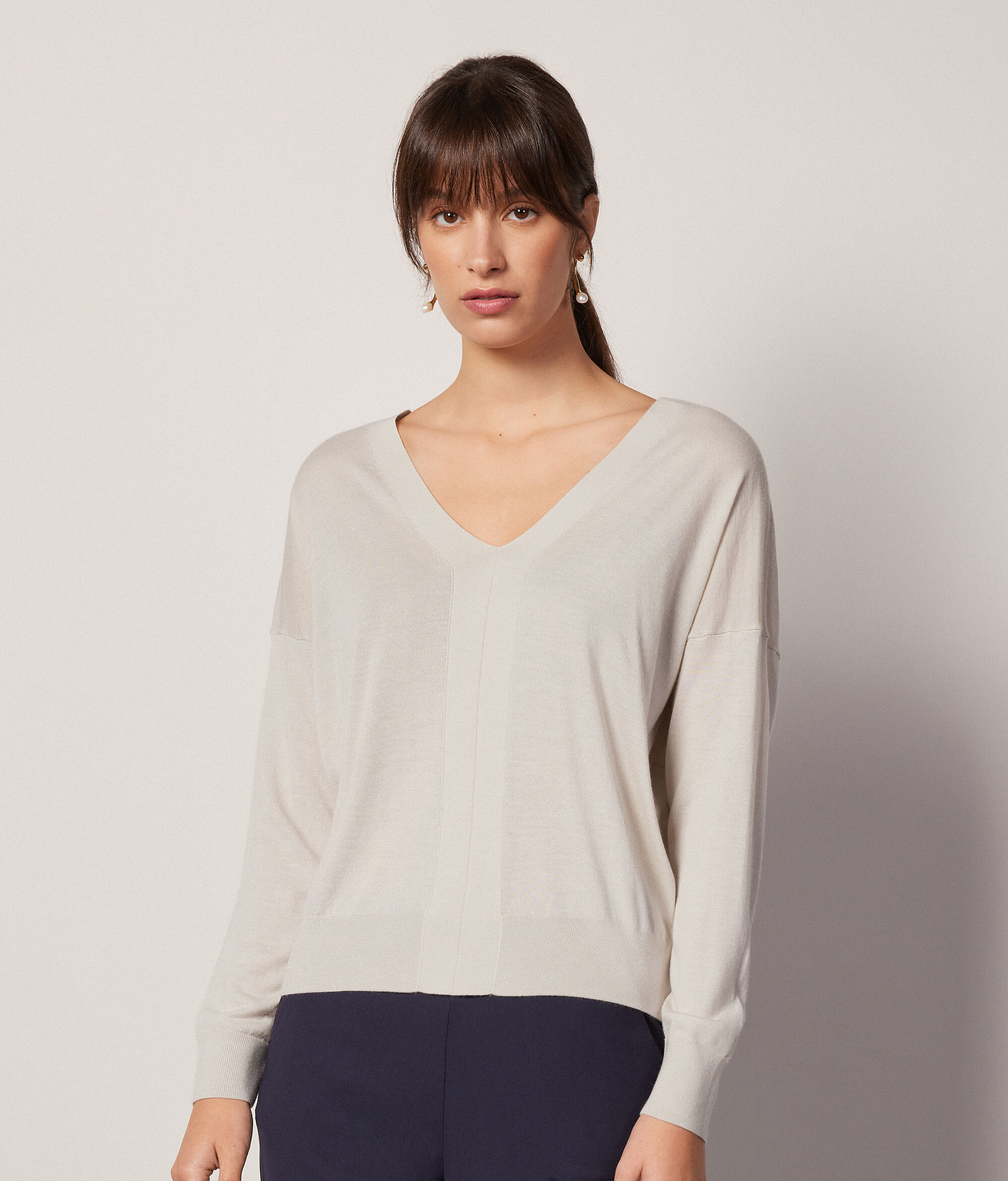 Pull à col V en cachemire ultra-fin