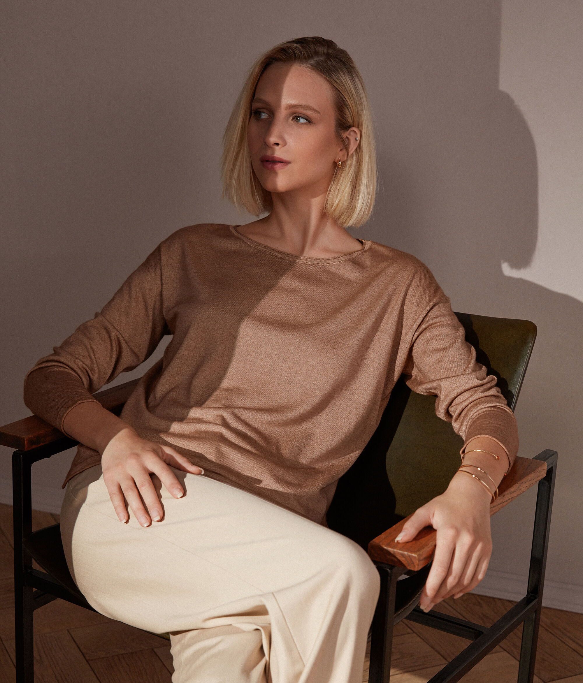 Maglia Scollo Barchetta in Cashmere Ultrafine