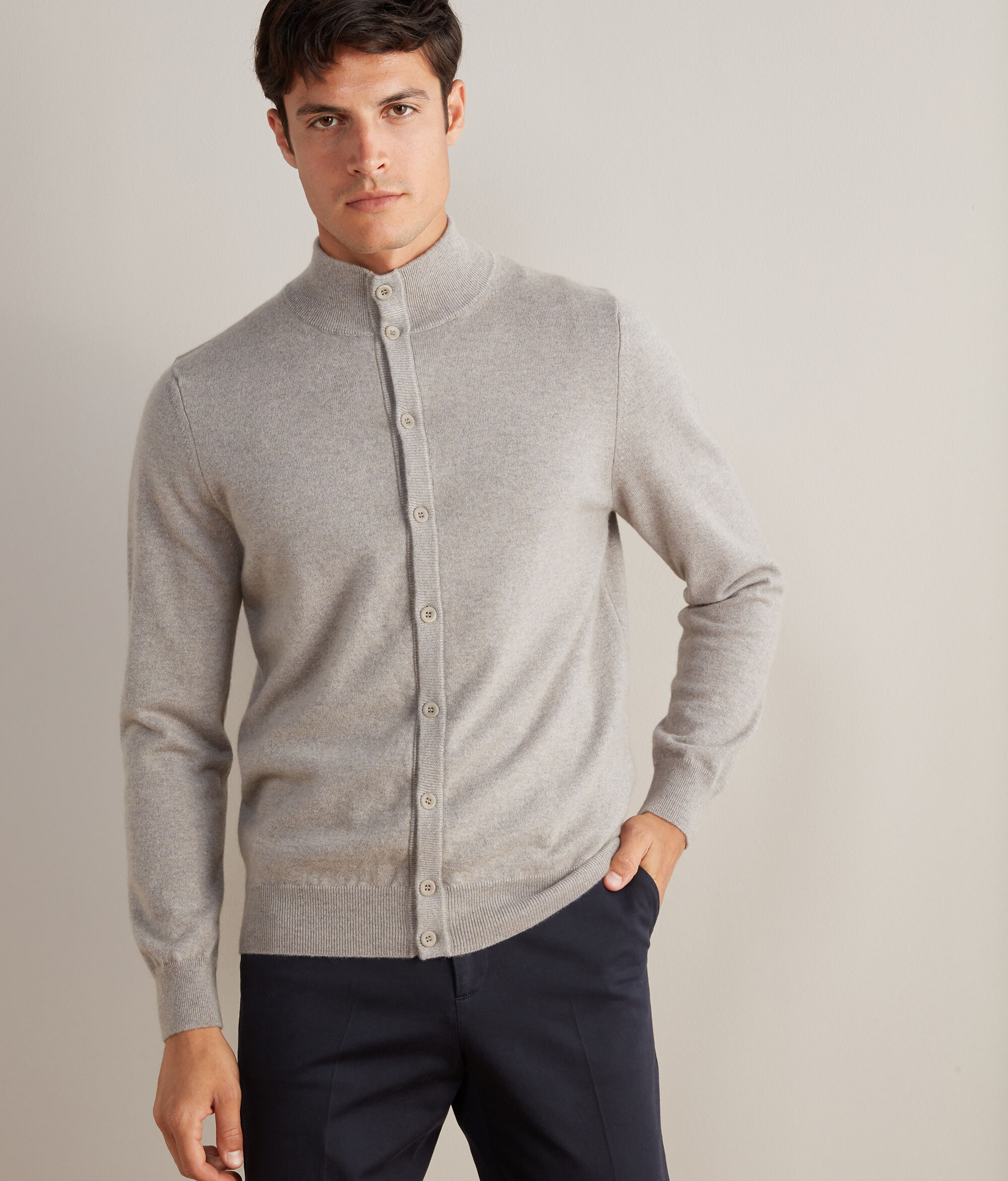 Gilet en cachemire ultra-doux à boutons