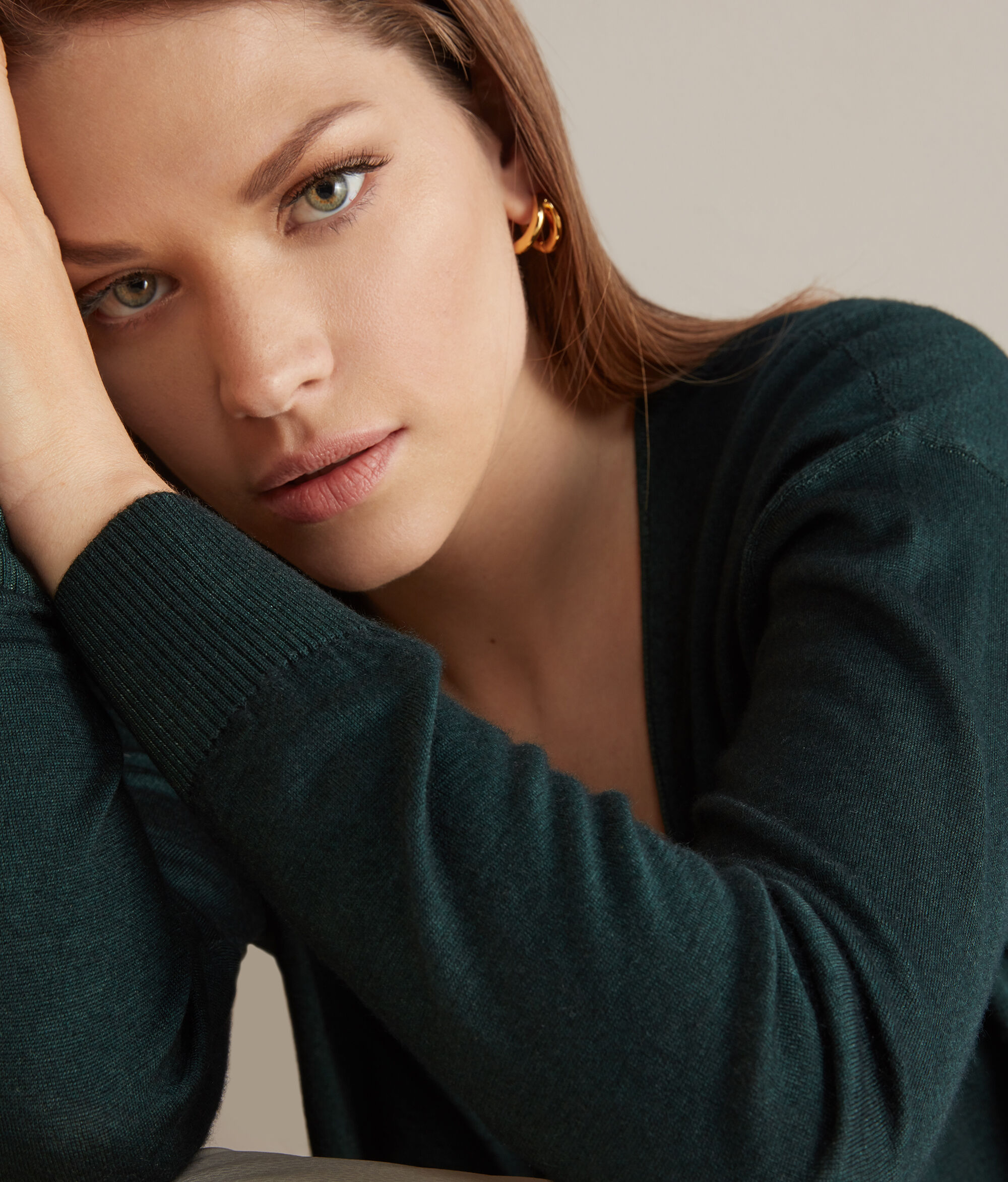 Maximaglia Scollo V in Cashmere Ultrafine