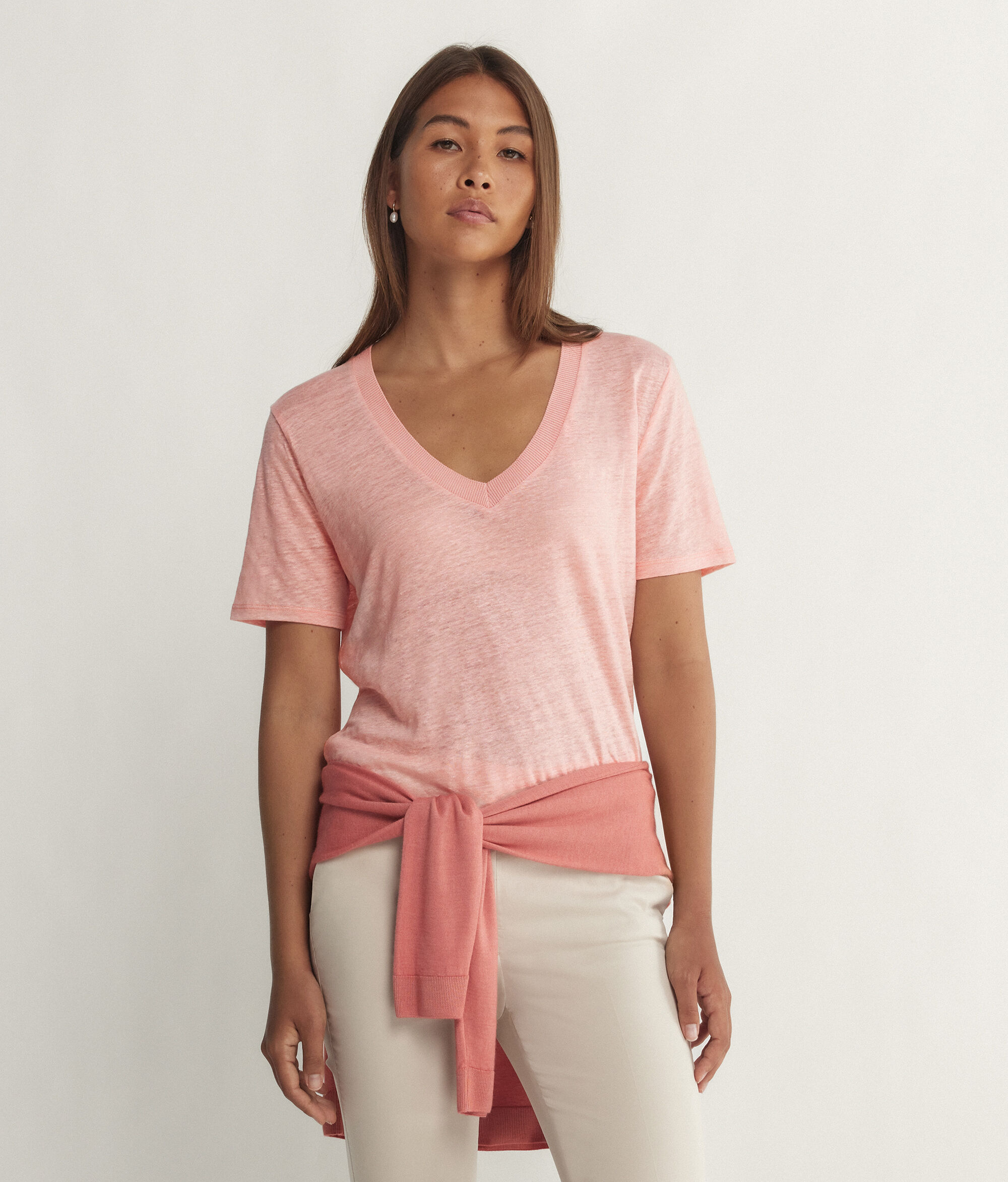 T-shirt in Lino Scollo a V con Bordo in Maglia