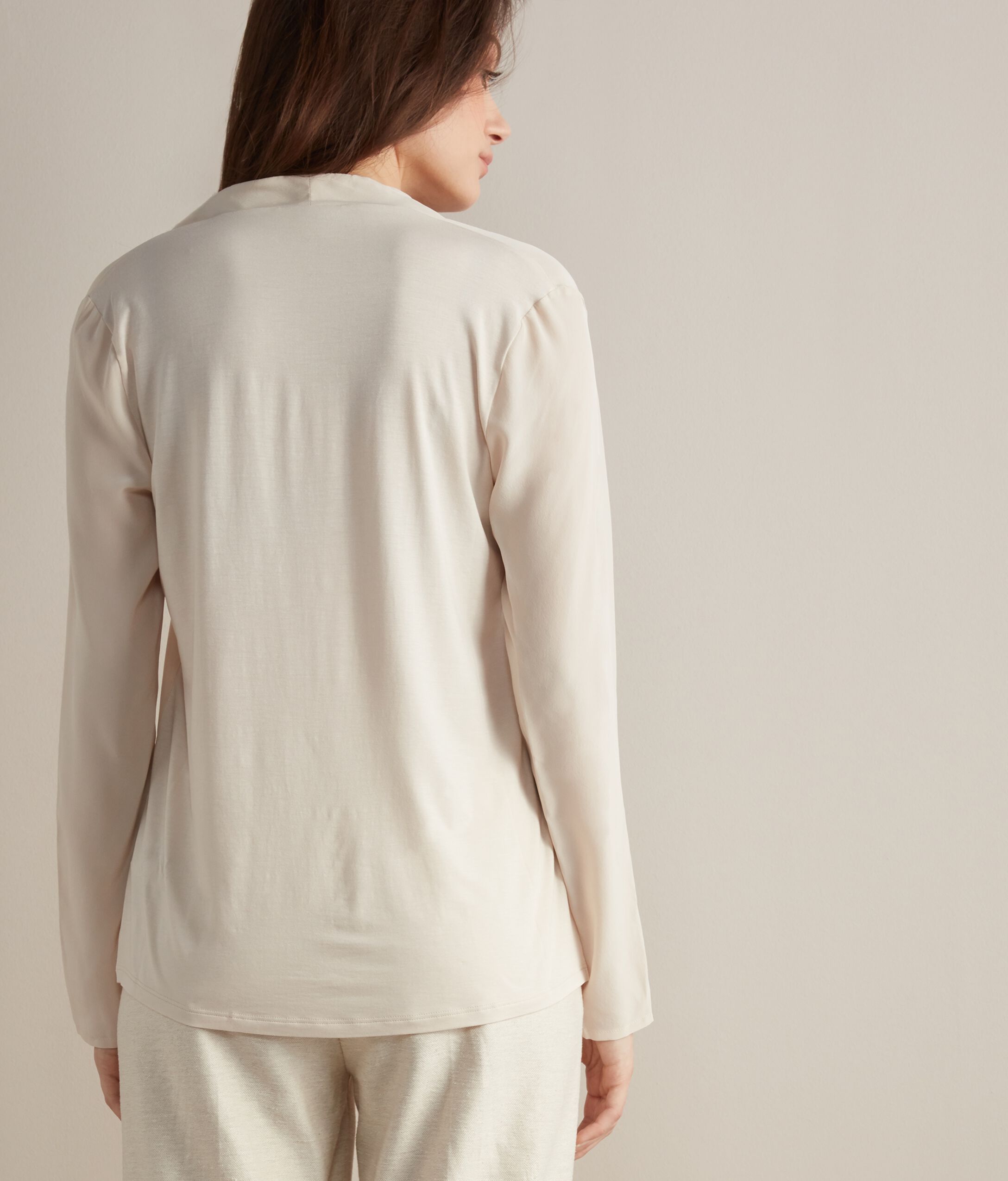 Blusa Scollo V Crepe de Chine