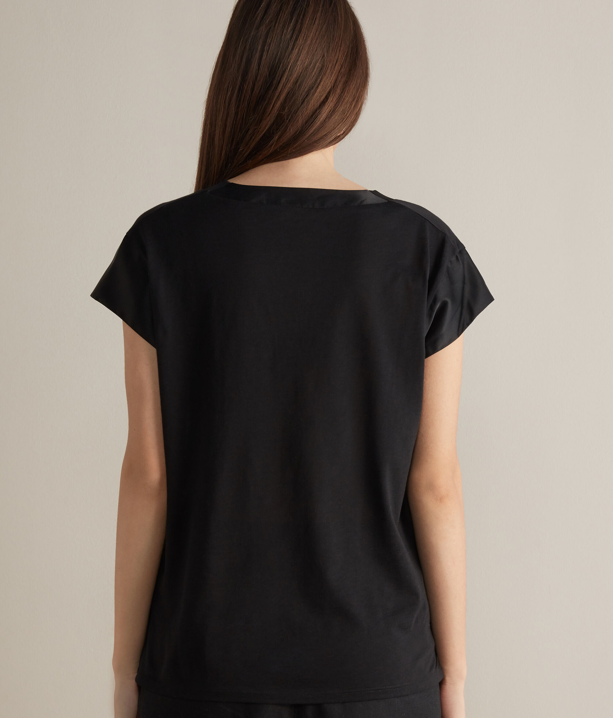 T-Shirt από Μετάξι Fresh με Σατέν Περίγραμμα