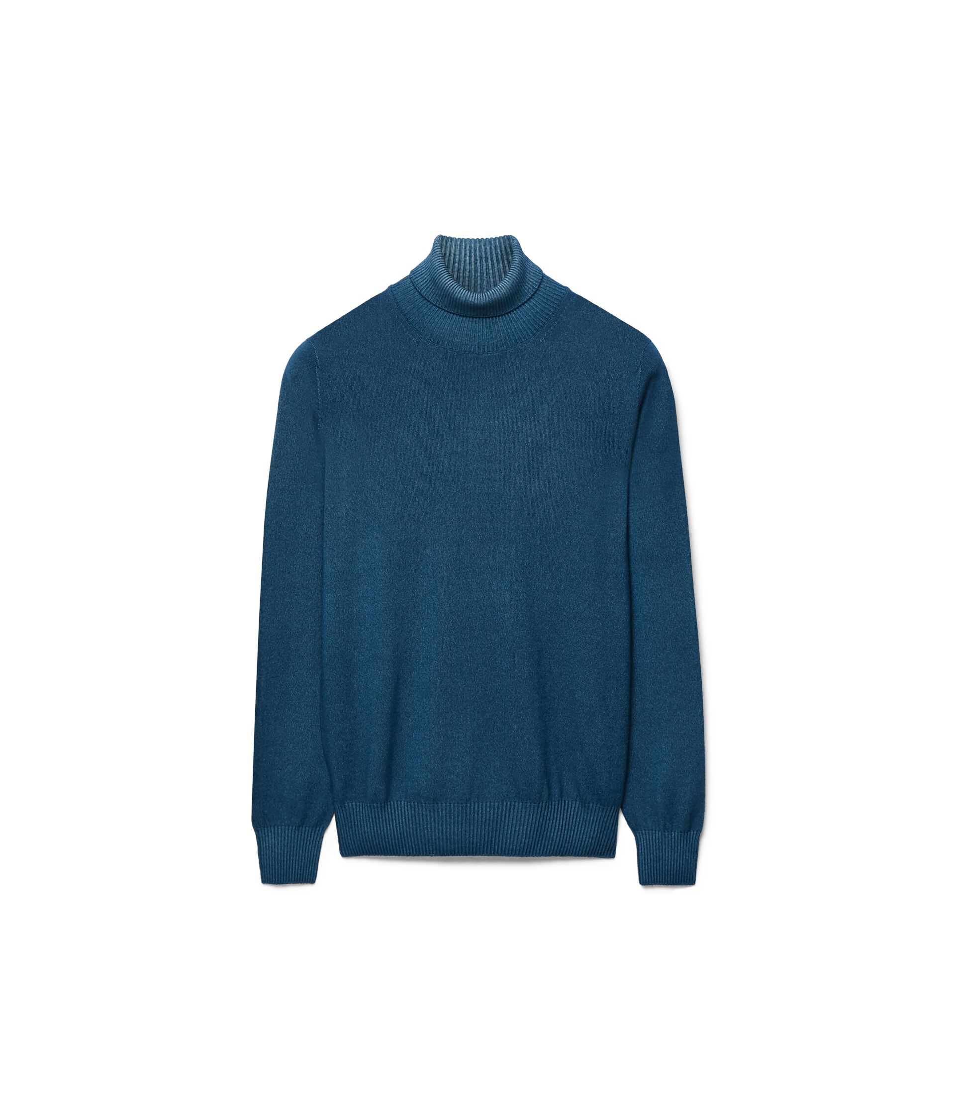 Ultrasoft cashmere ribbed turtleneck sweater