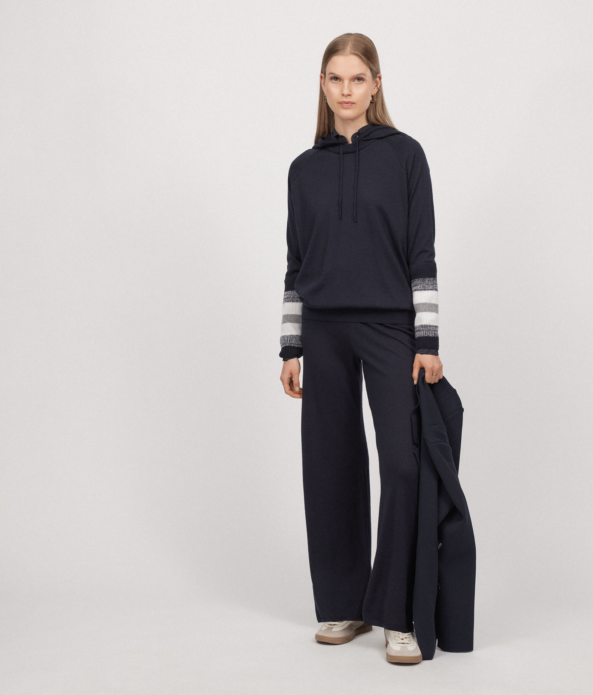 Cashmere Sweatshirt with Muff Sleeves