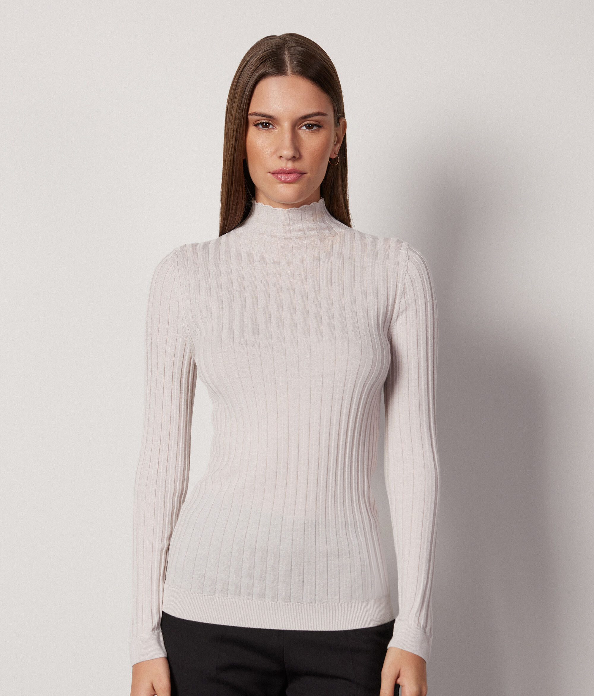 Flat Ribbed Ultralight Cashmere Polo Neck