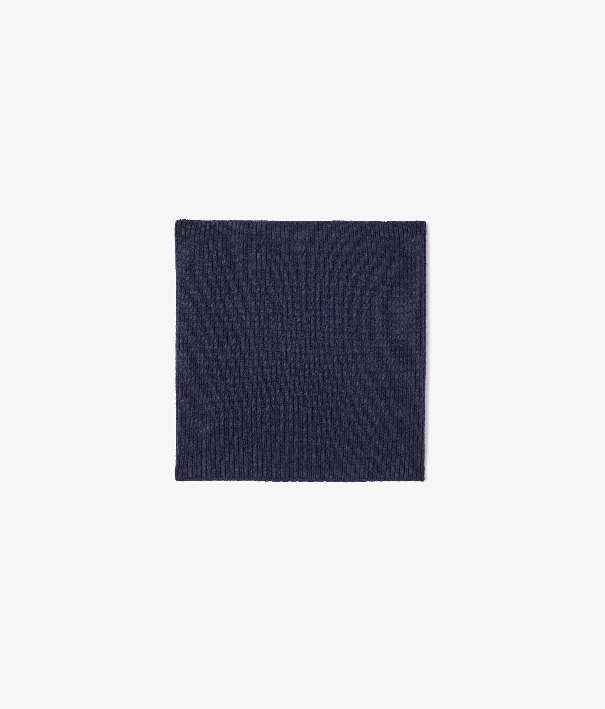 Color Navy Blue