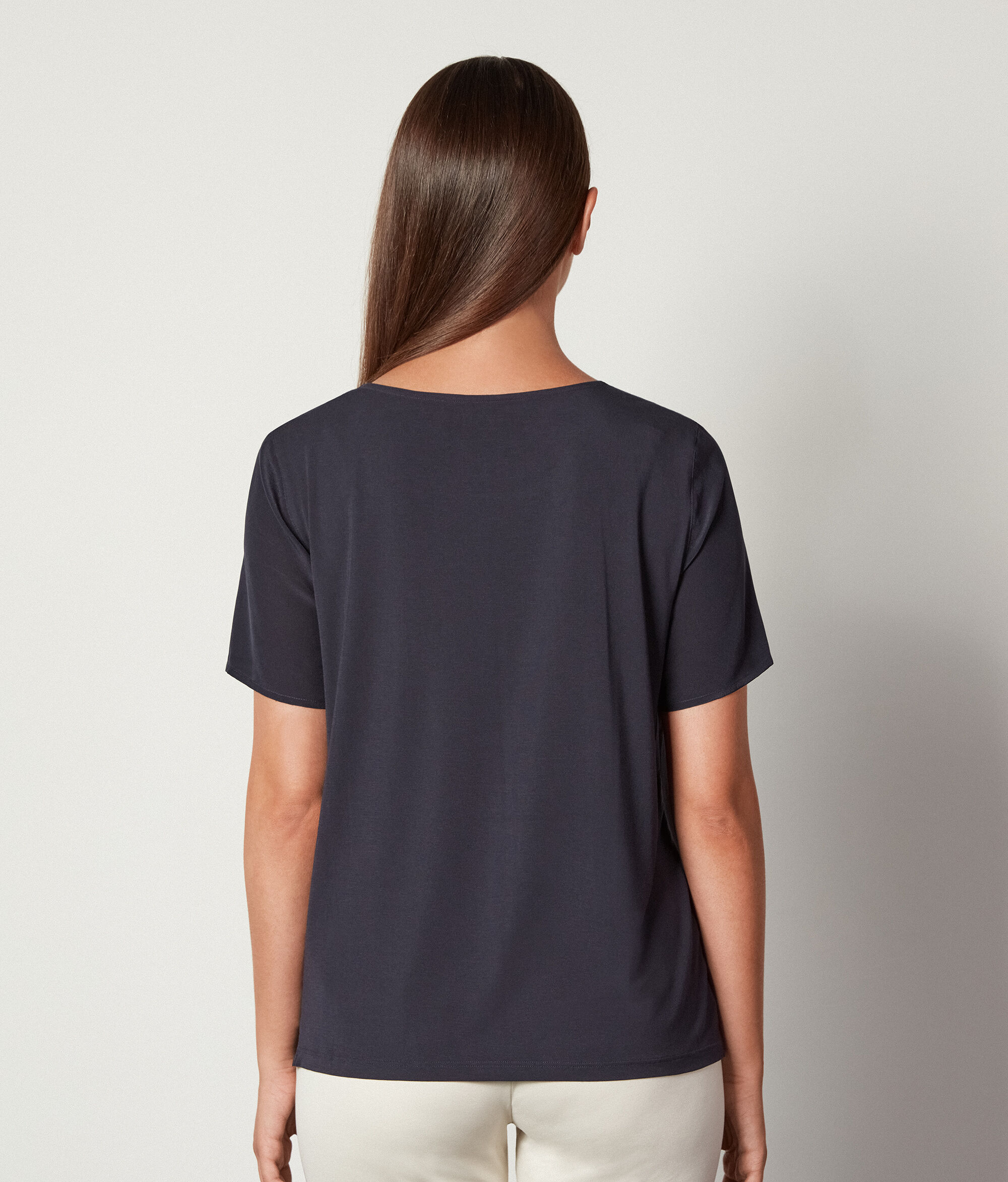T-shirt με Στρογγυλή Λαιμόκοψη από Μετάξι