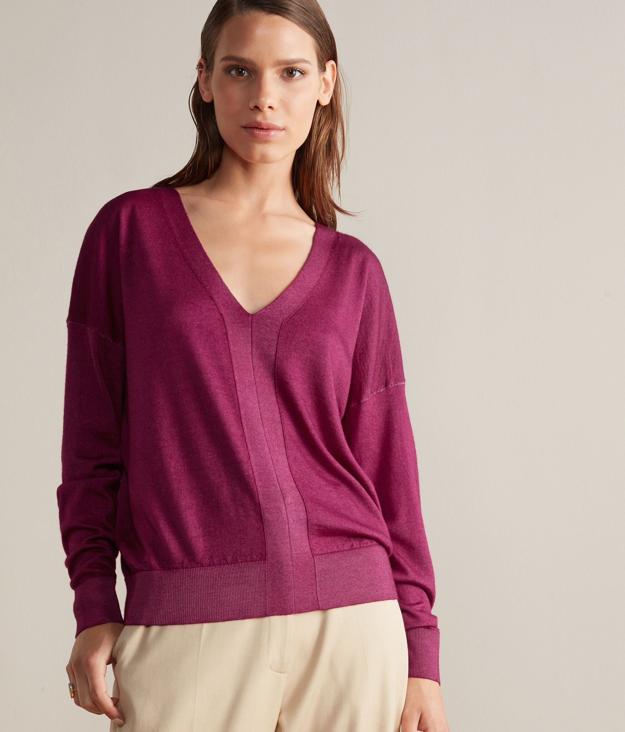 Pullover mit V-Ausschnitt aus Kaschmir Ultrafine