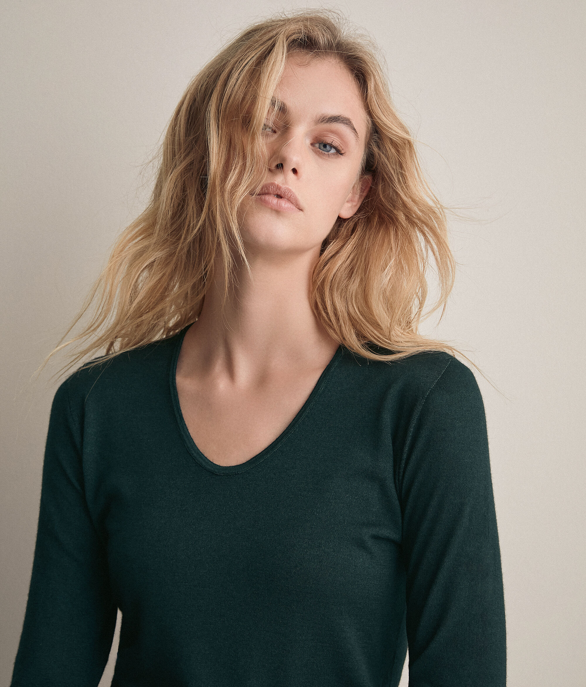 Maglia Scollo V in Cashmere Ultrafine