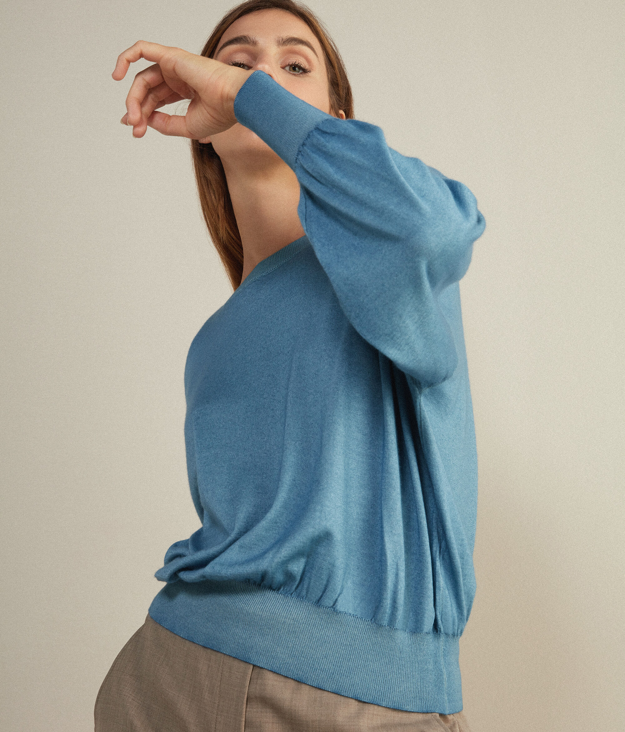 Ultrafine Cashmere Jumper with Wide Sleeves