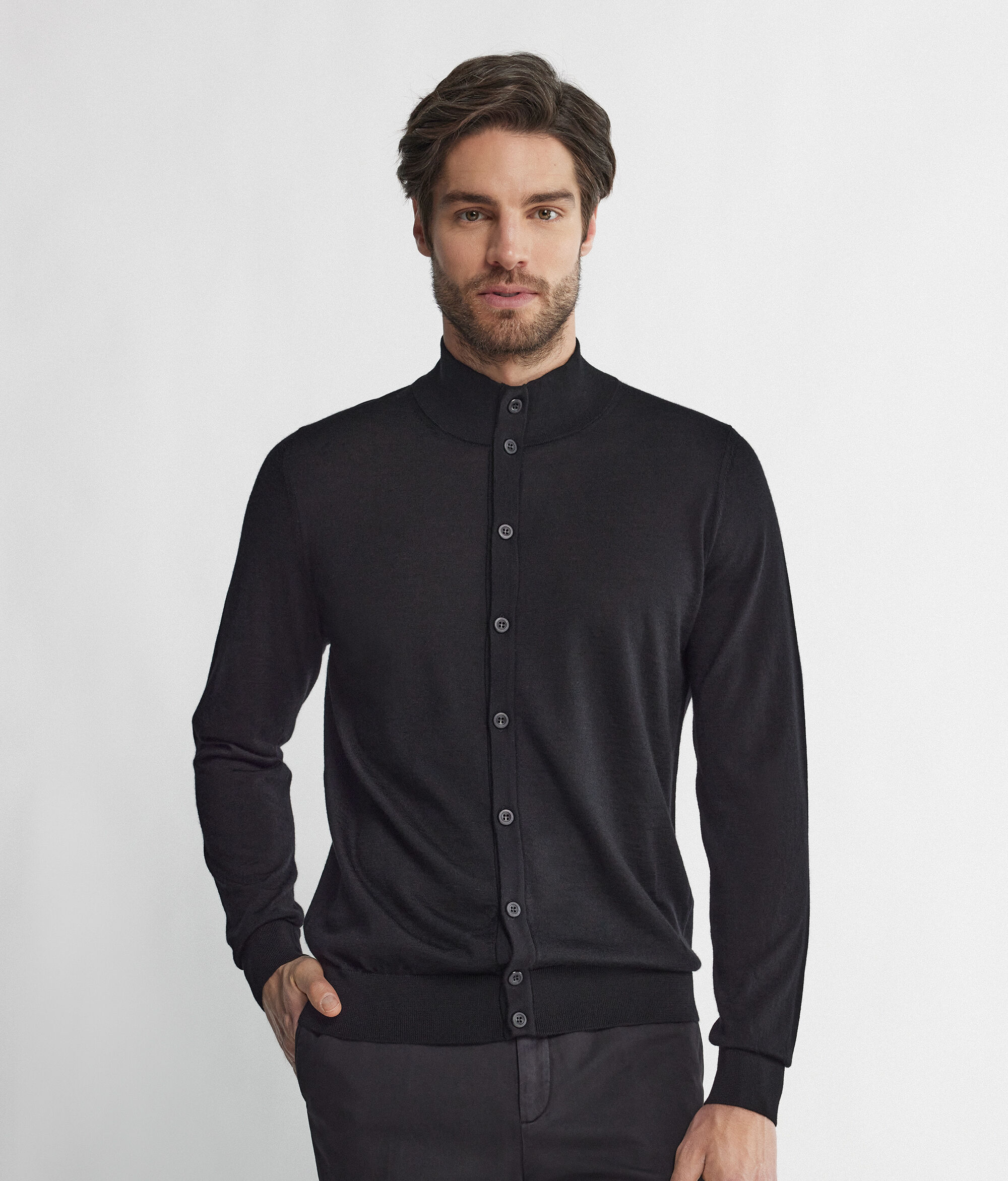 Ultrafine Cashmere Buttoned Cardigan