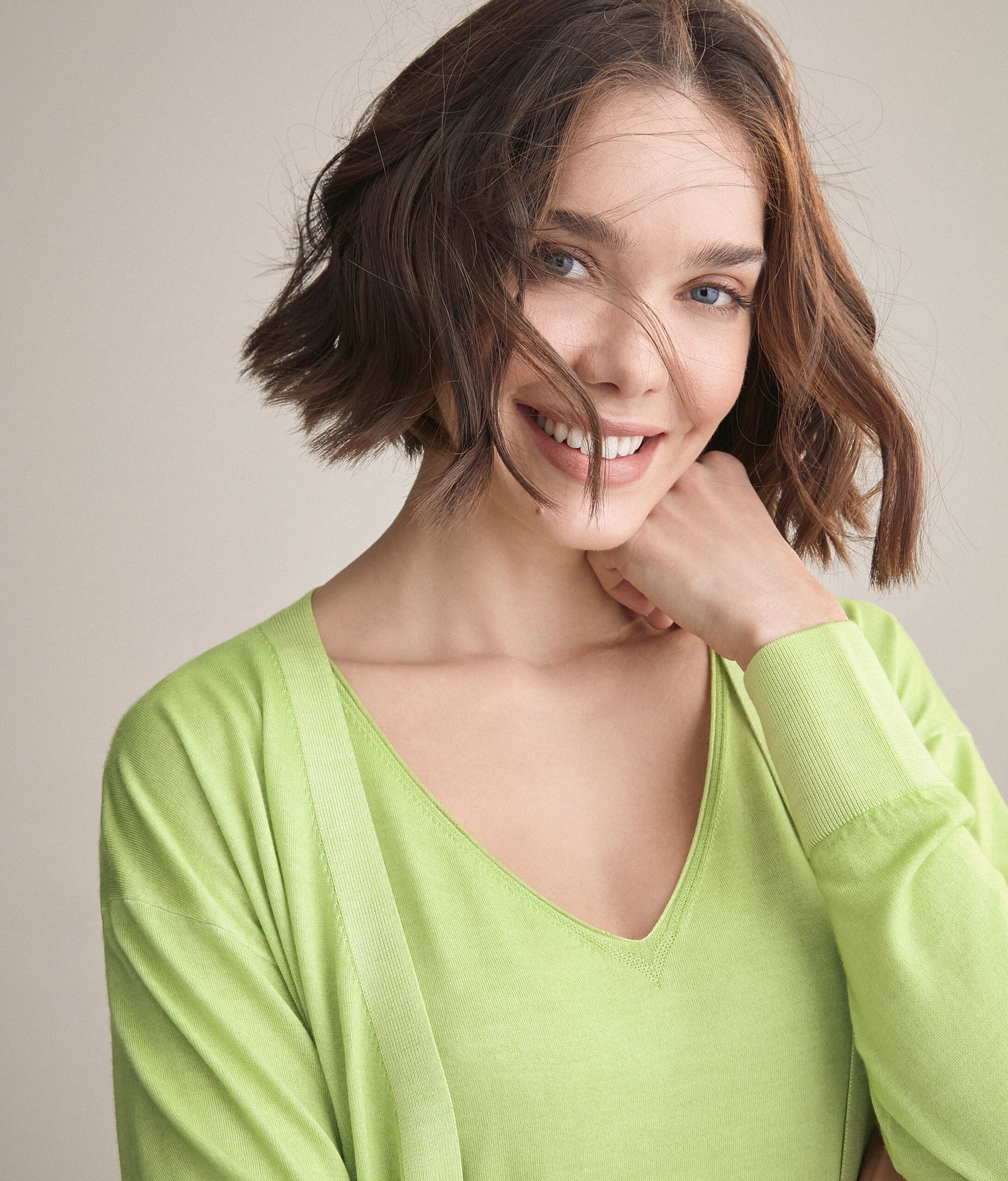 Ultrafine Cashmere Cropped Cardigan