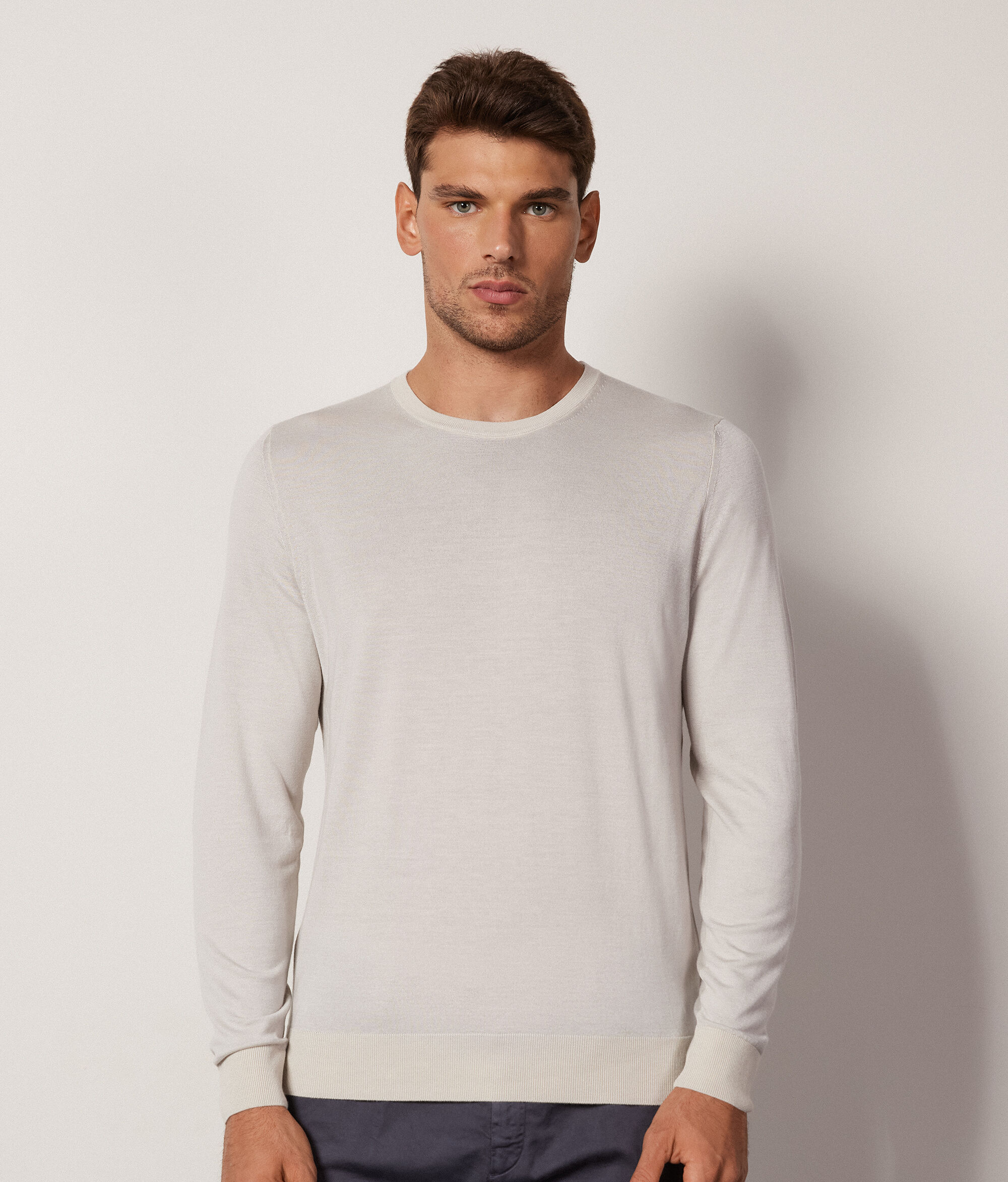 Pull à col rond en cachemire ultra-fin