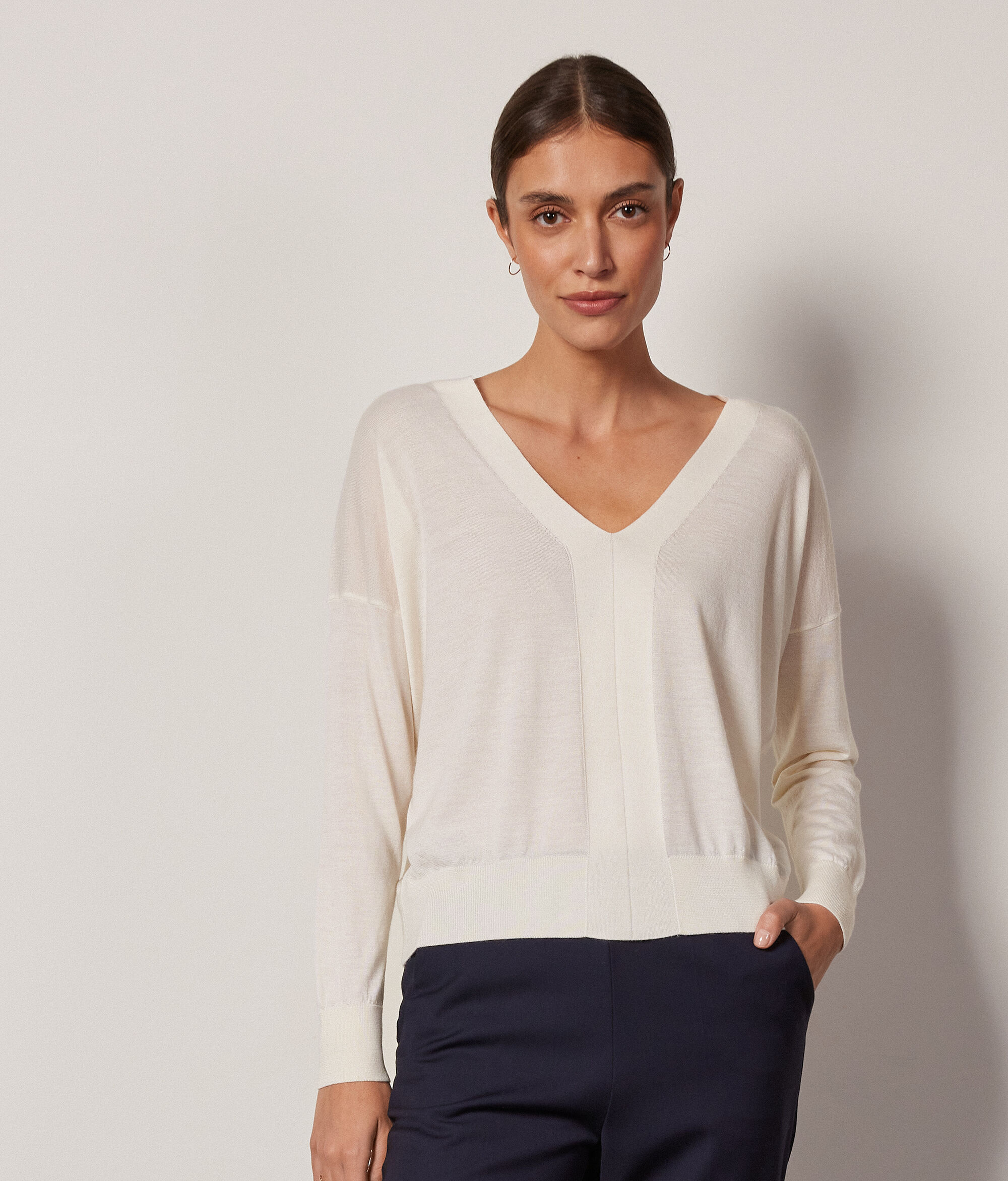 Pullover mit V-Ausschnitt aus Kaschmir Ultrafine