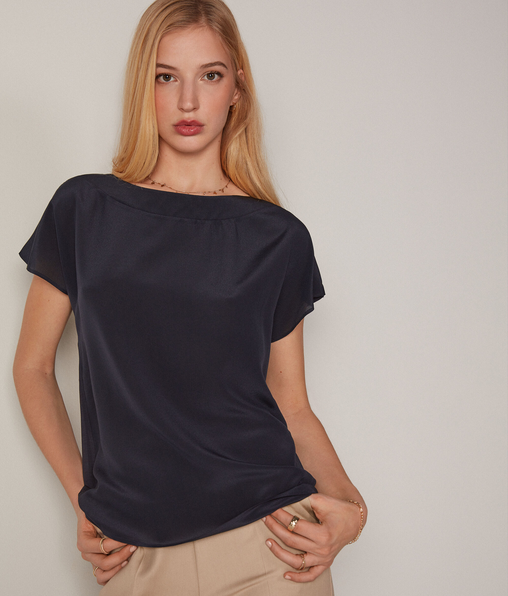 T-shirt à col bateau en soie et modal
