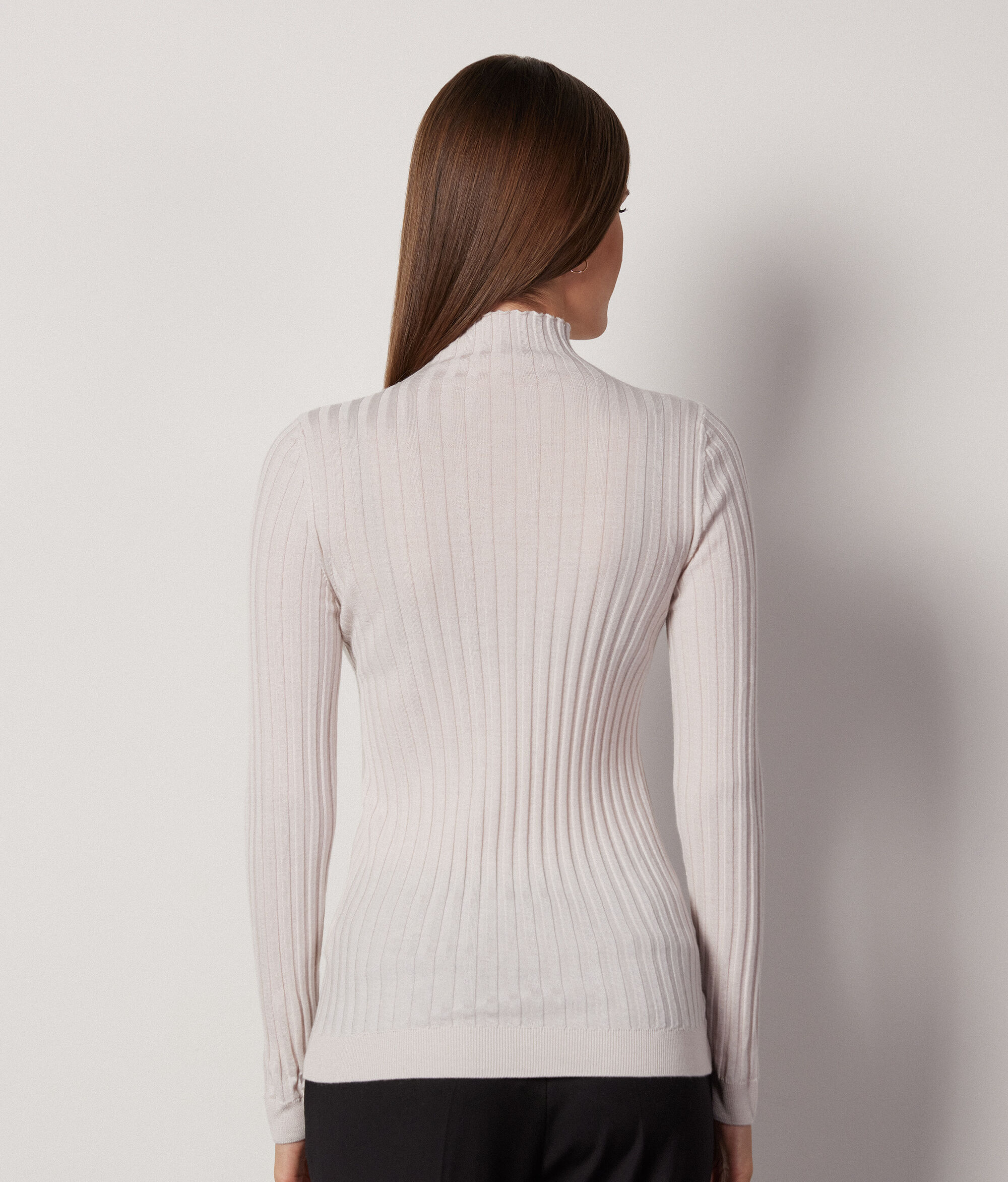 Flat Ribbed Ultralight Cashmere Polo Neck