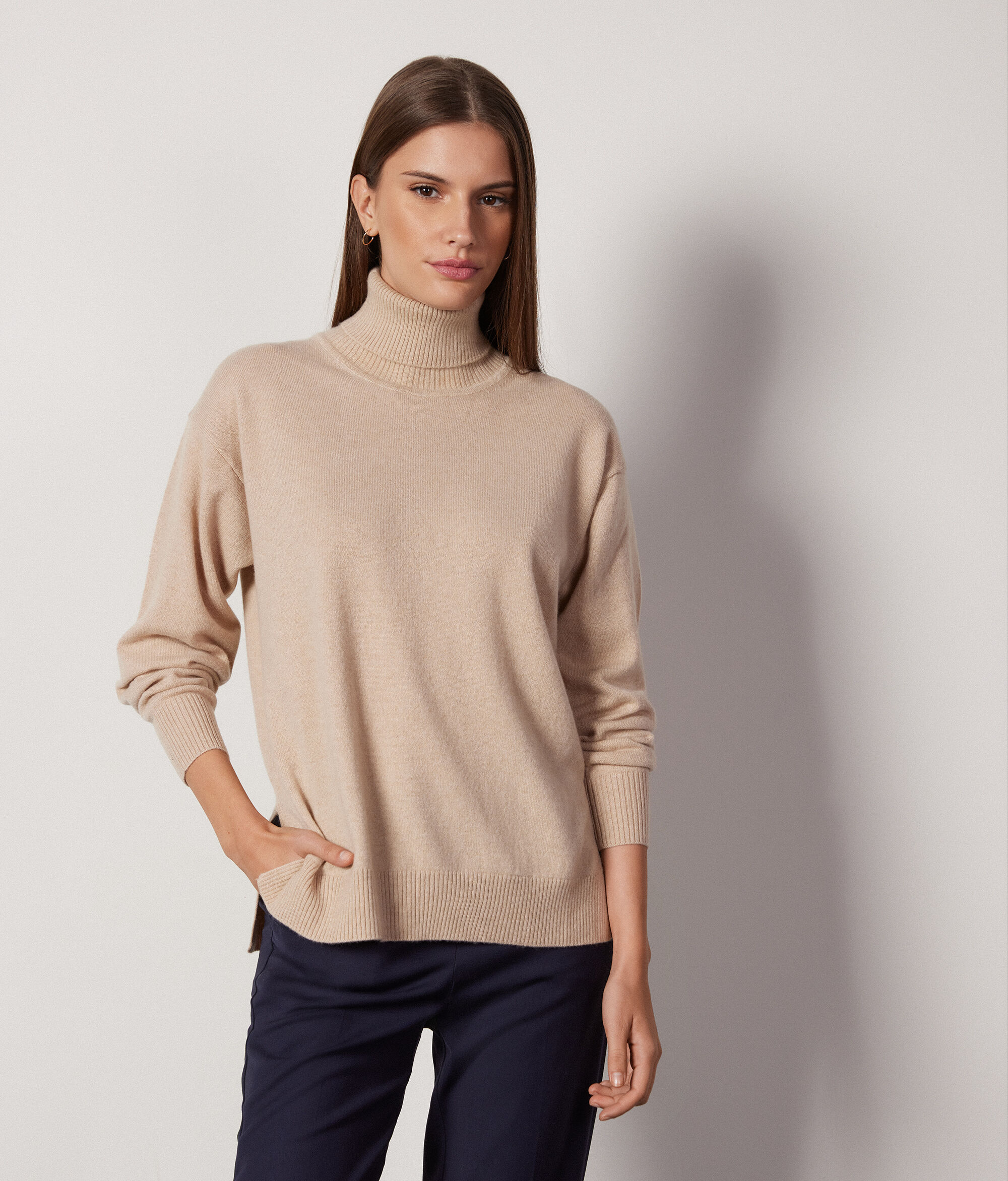 Ζιβάγκο από Ultrasoft Cashmere με Σκισίματα