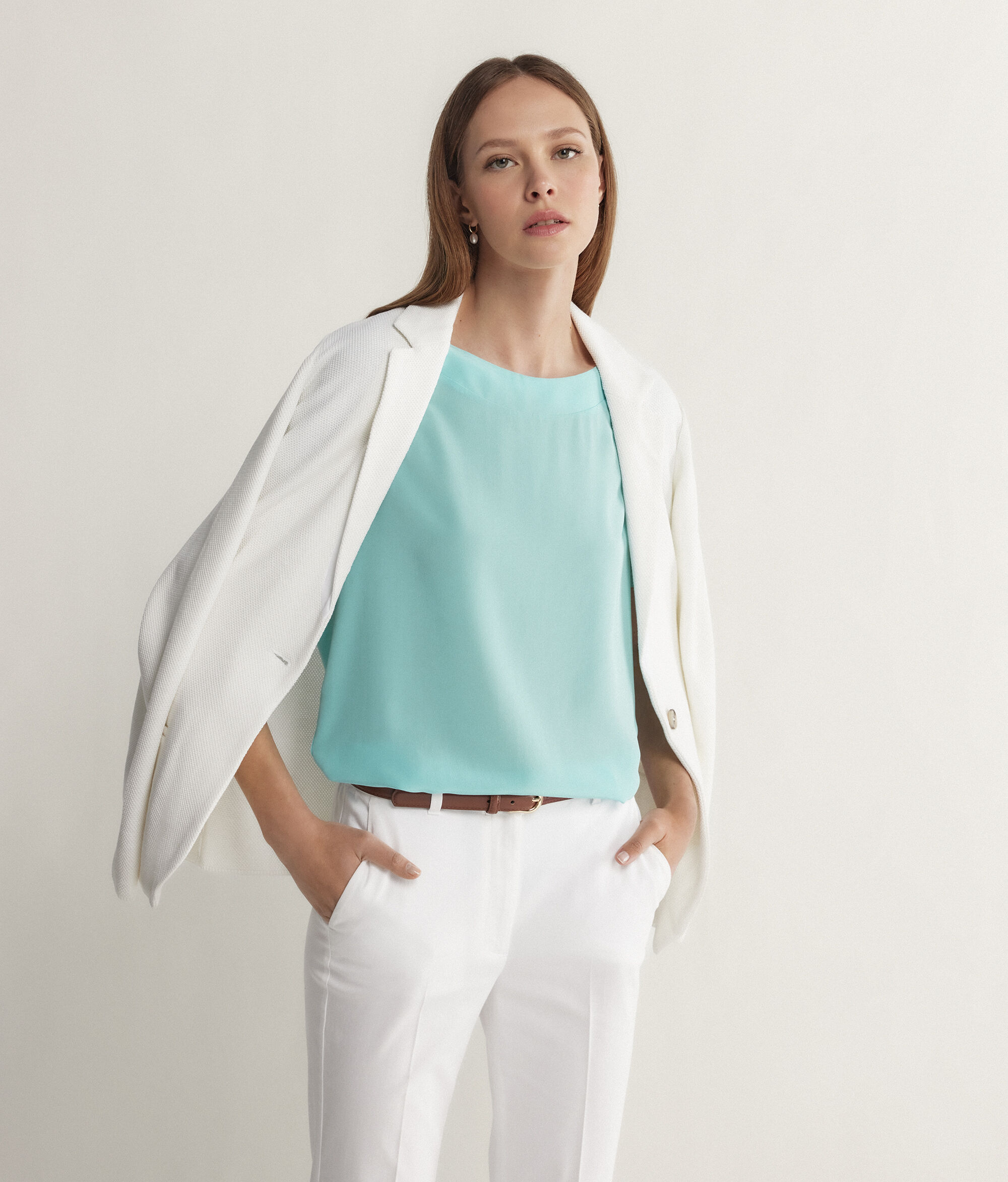 T-shirt Scollo Barchetta in Seta e Modal