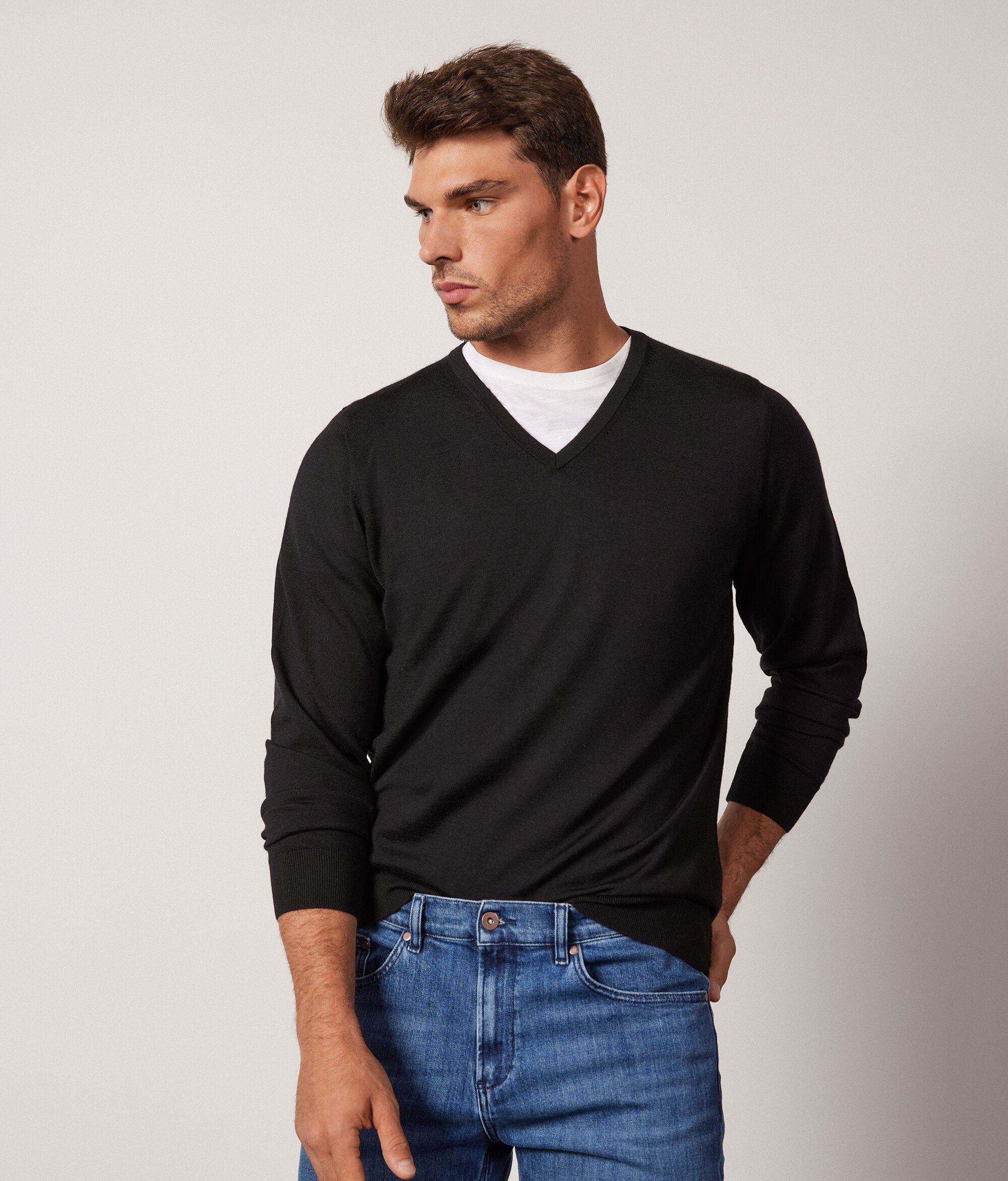 Pull à col V en cachemire ultra-fin