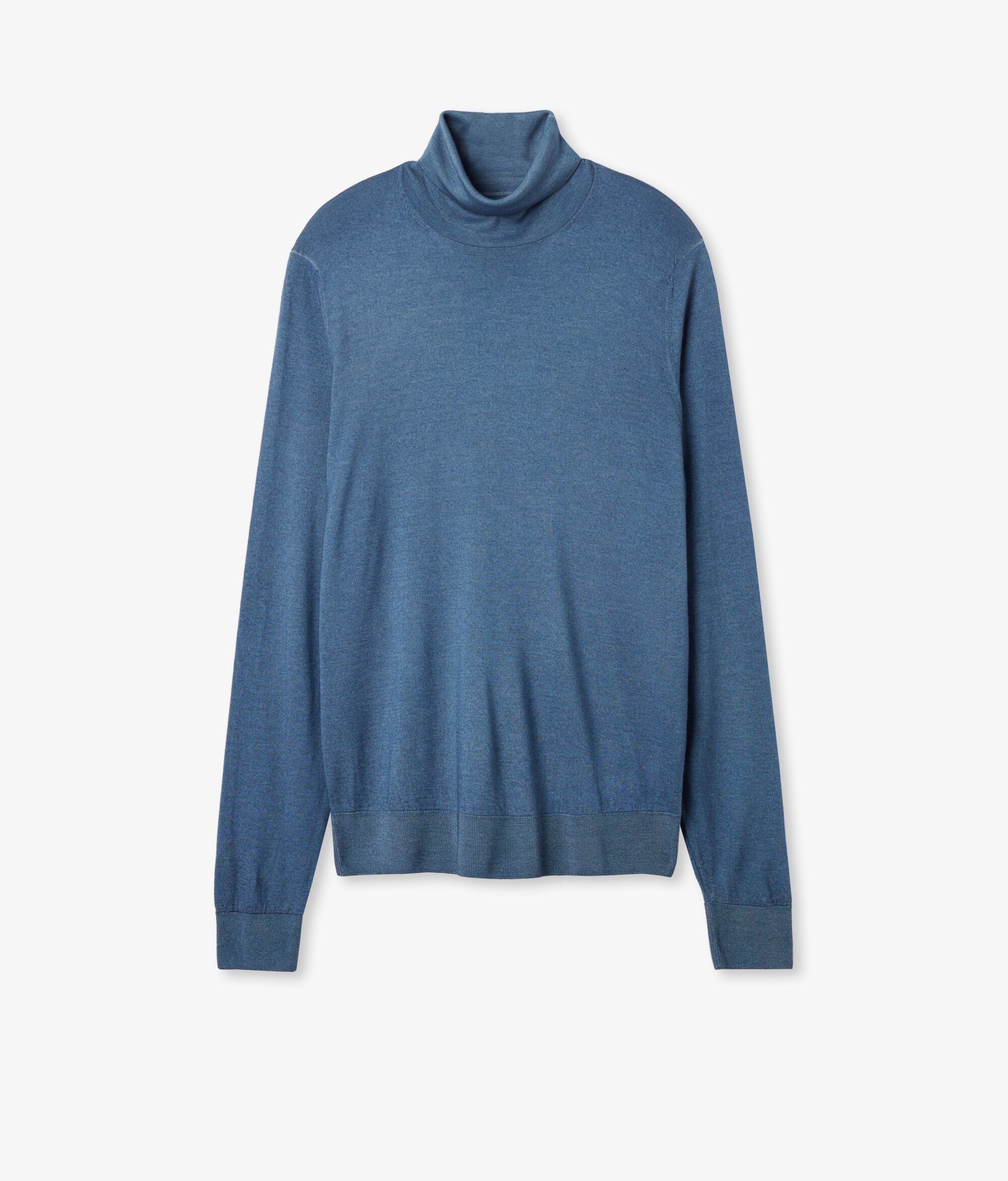 Color Garment-Dyed Cornflower