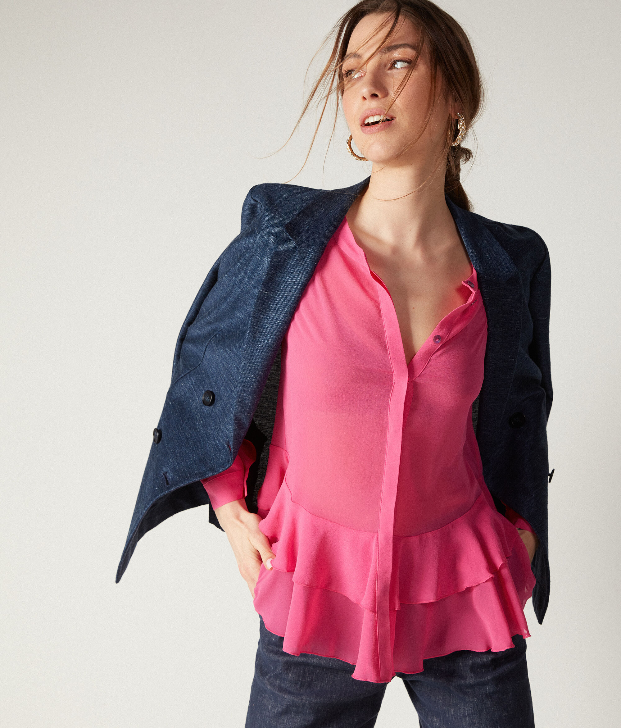 Košulja od svilenog žoržeta s volanima