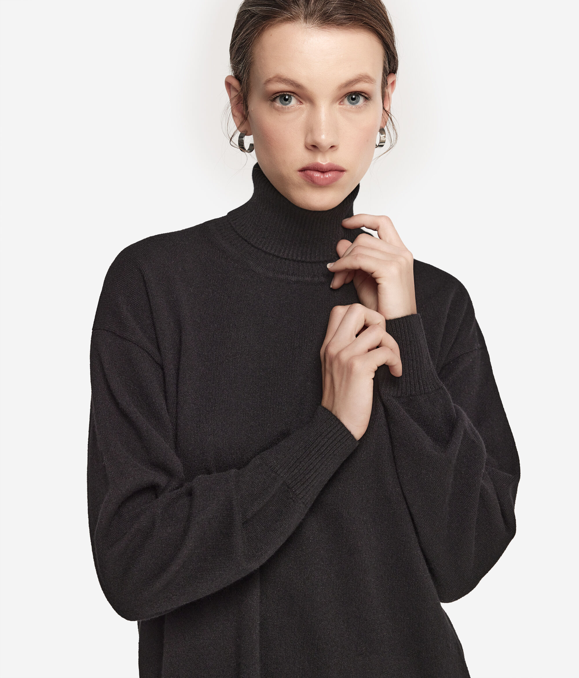Rollkragenpullover aus Kaschmir Ultrasoft mit Schlitzen