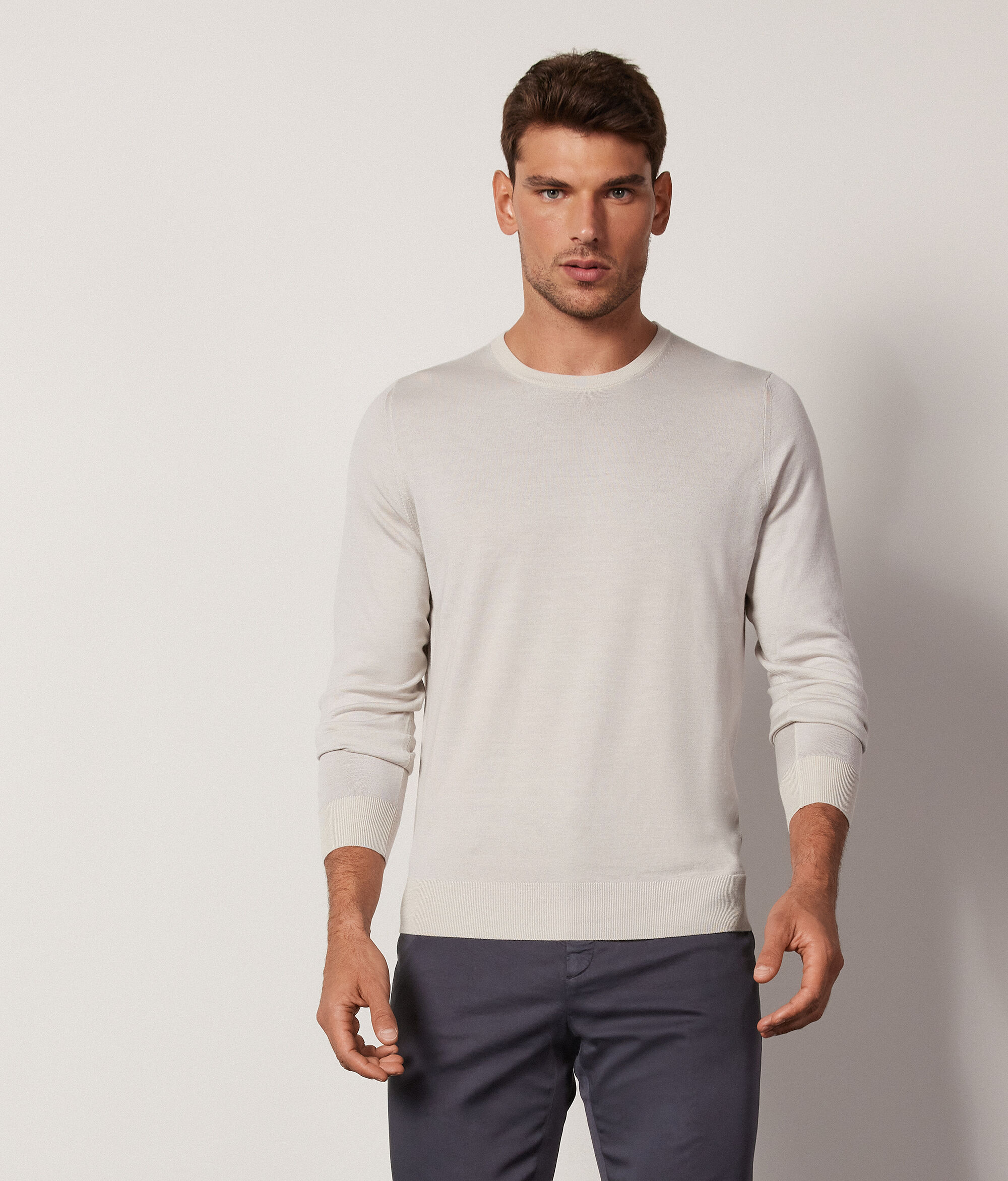 Pull à col rond en cachemire ultra-fin