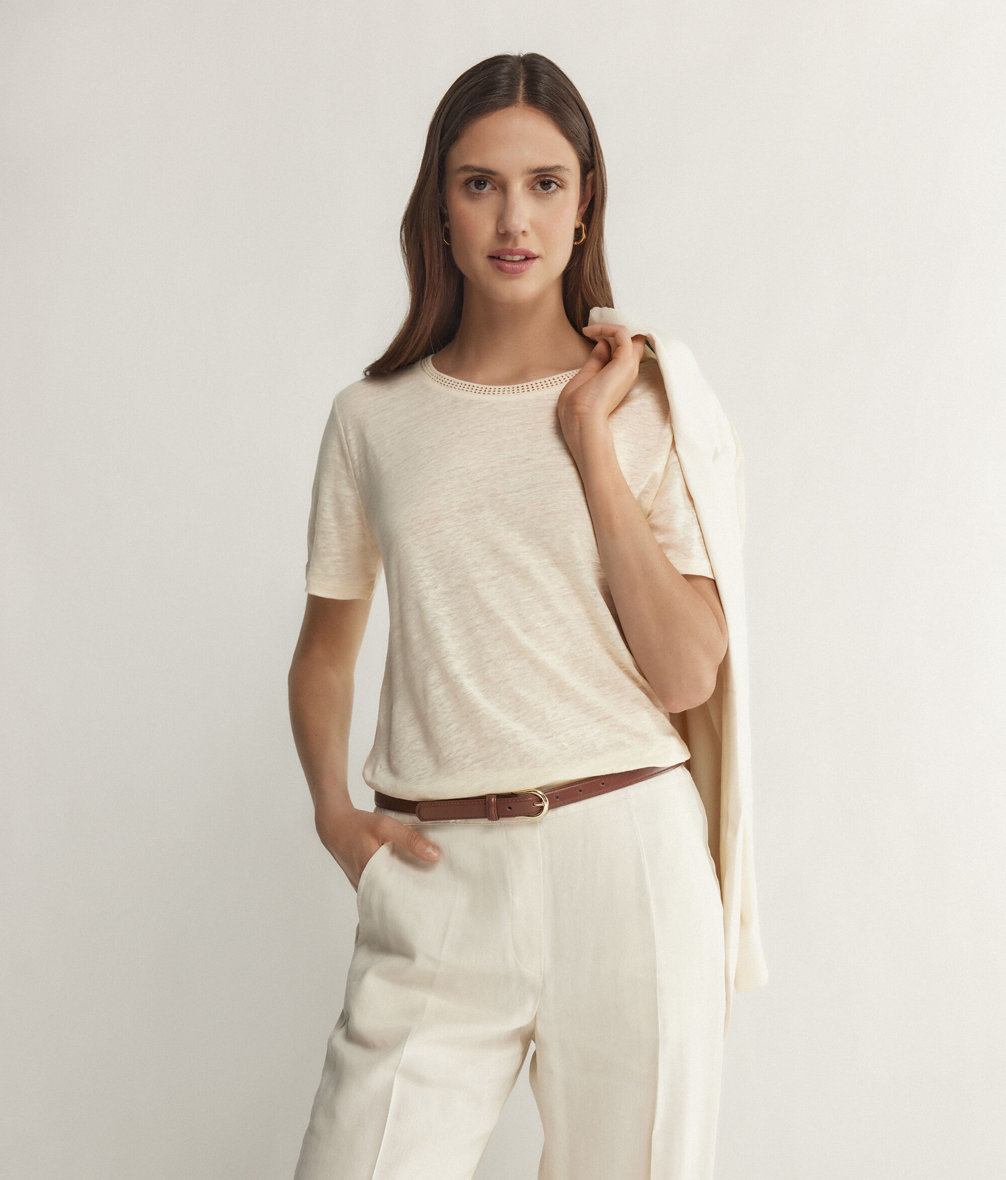 T-Shirt  Girocollo con Bordi Retina in Lino