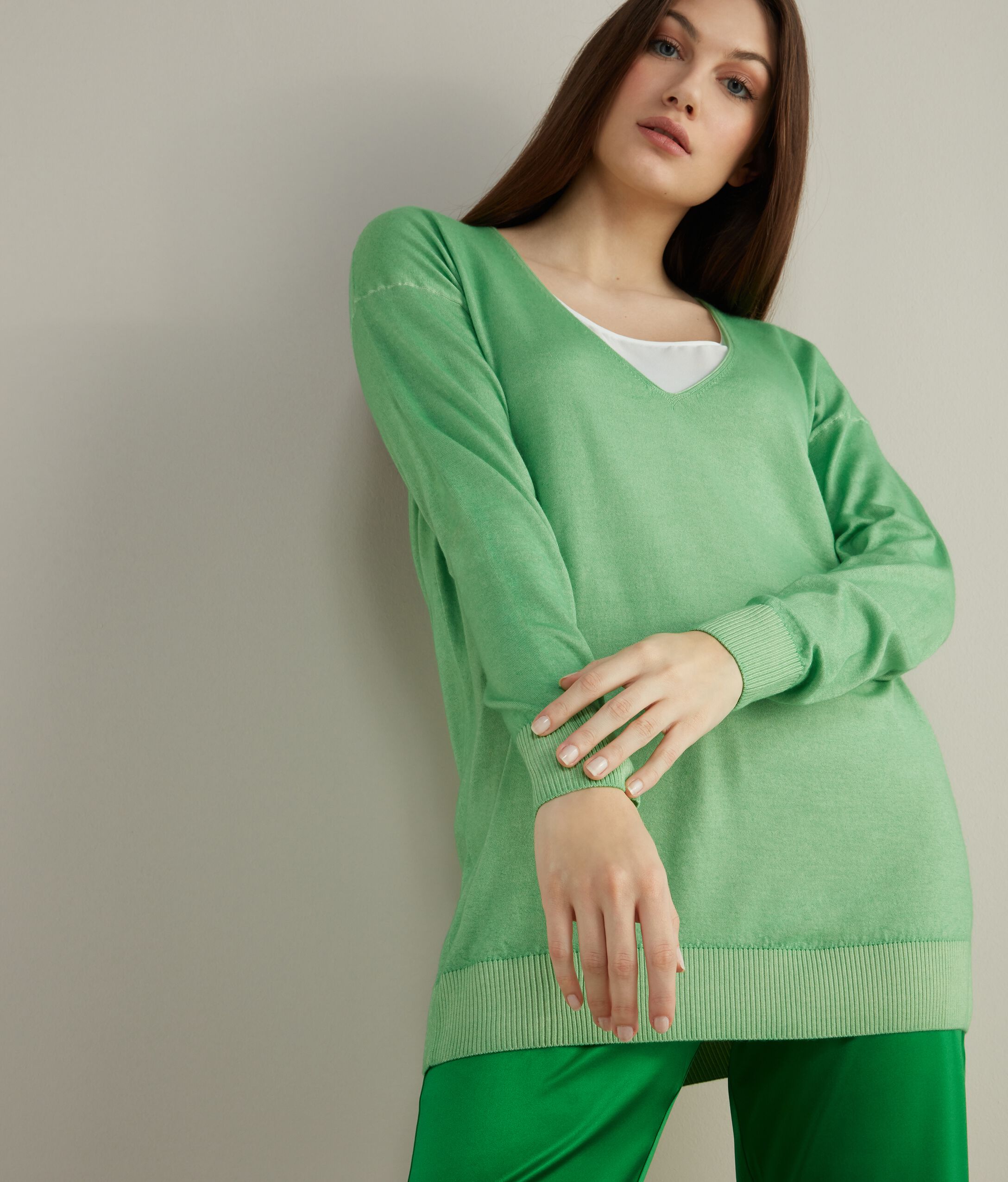 Pull large à col V en Cachemire ultra-fin