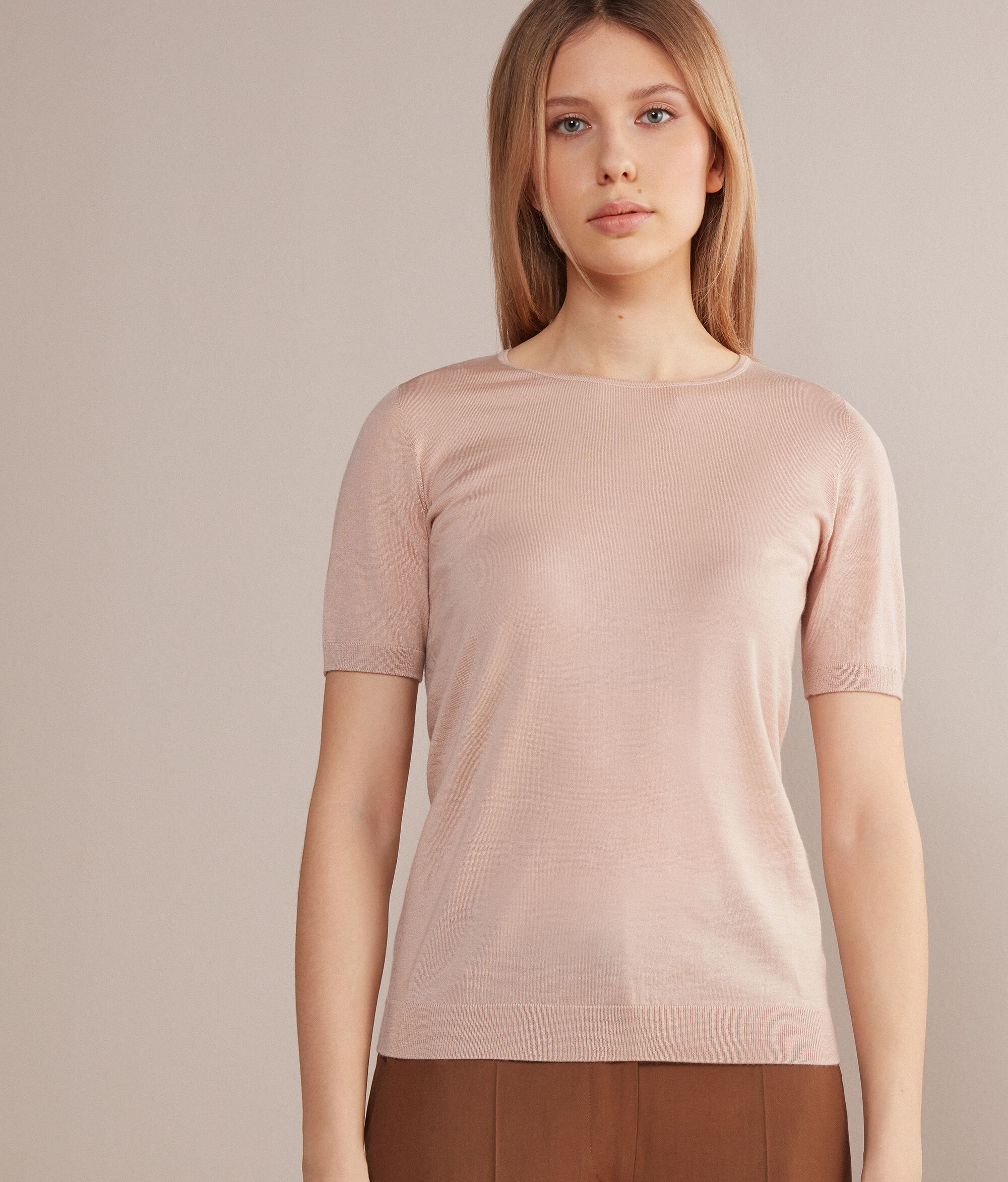 Round-Neck Short-Sleeve Ultrafine Cashmere Top