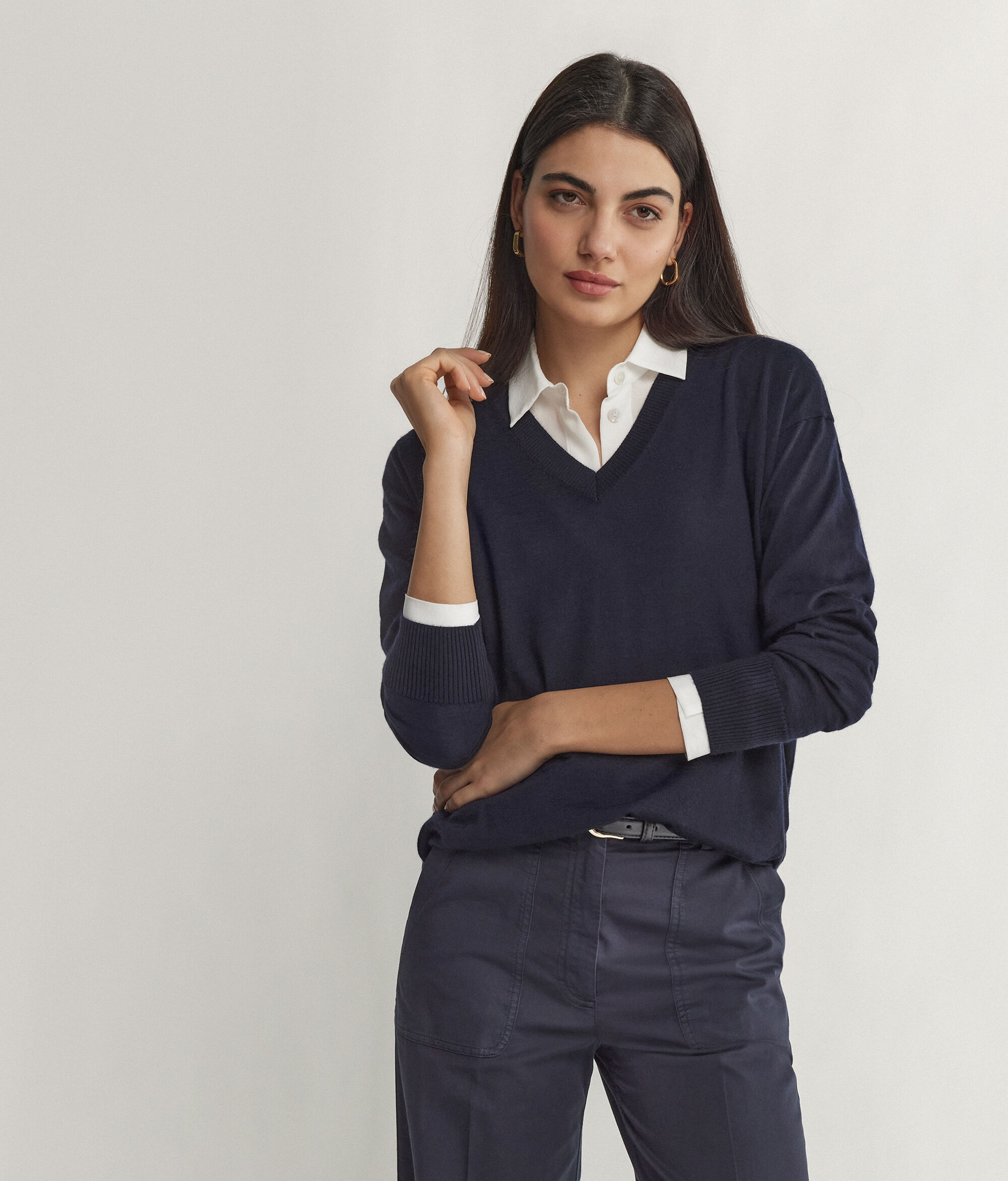 Maglia a scollo a V in Cashmere con spacchi