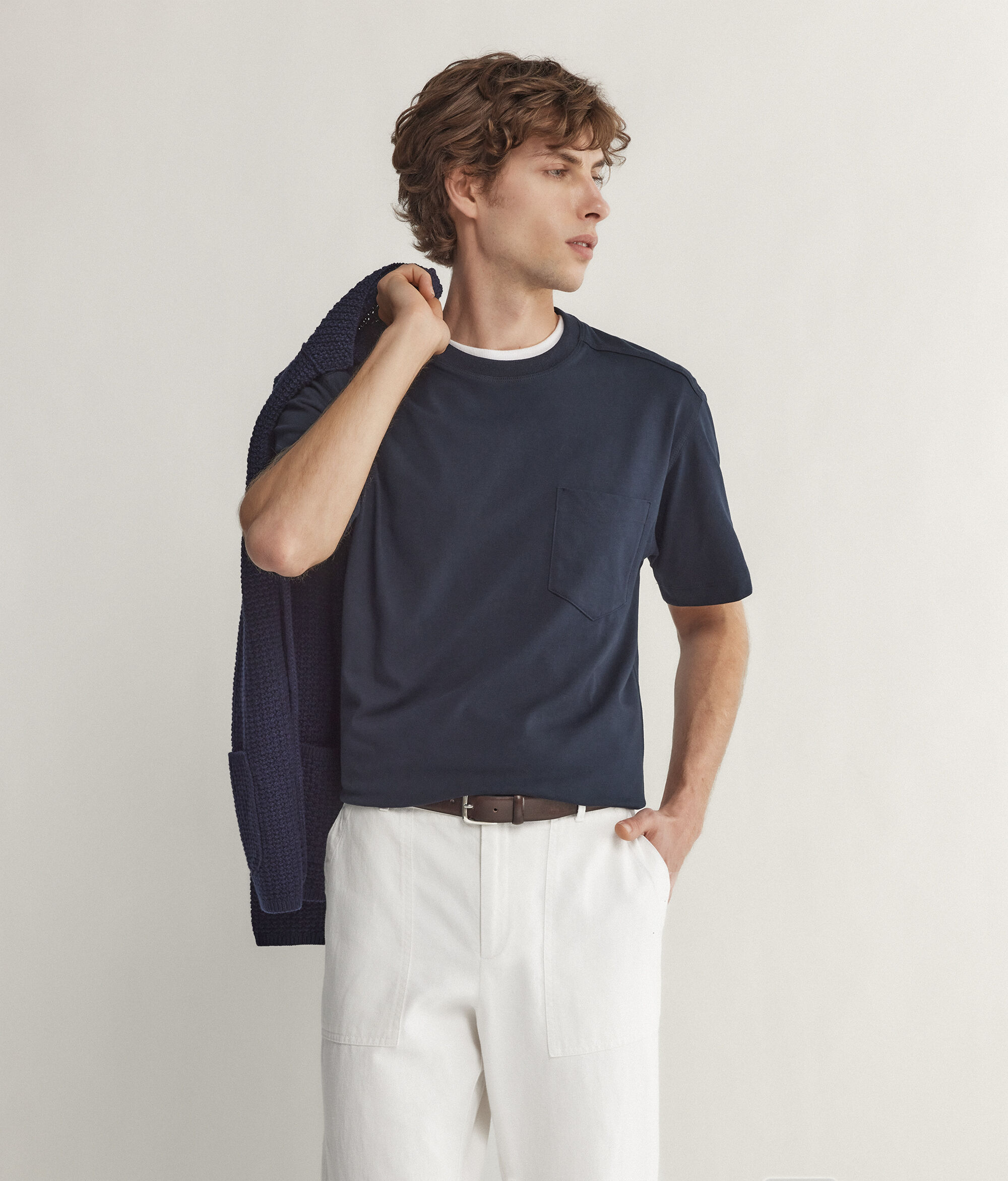 T-Shirt Over Taschino