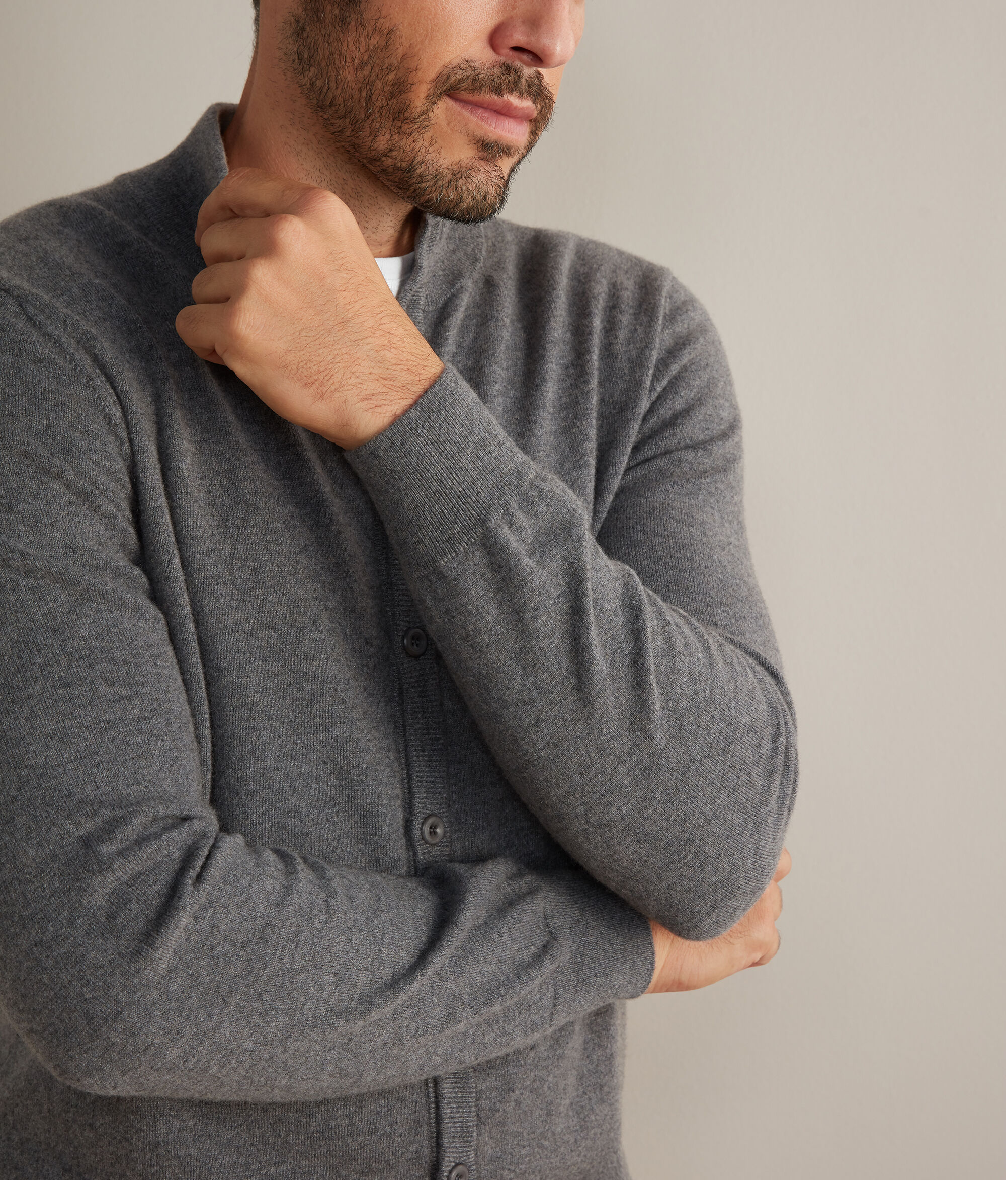 Cardigan em Ultrasoft Cashmere com Botões