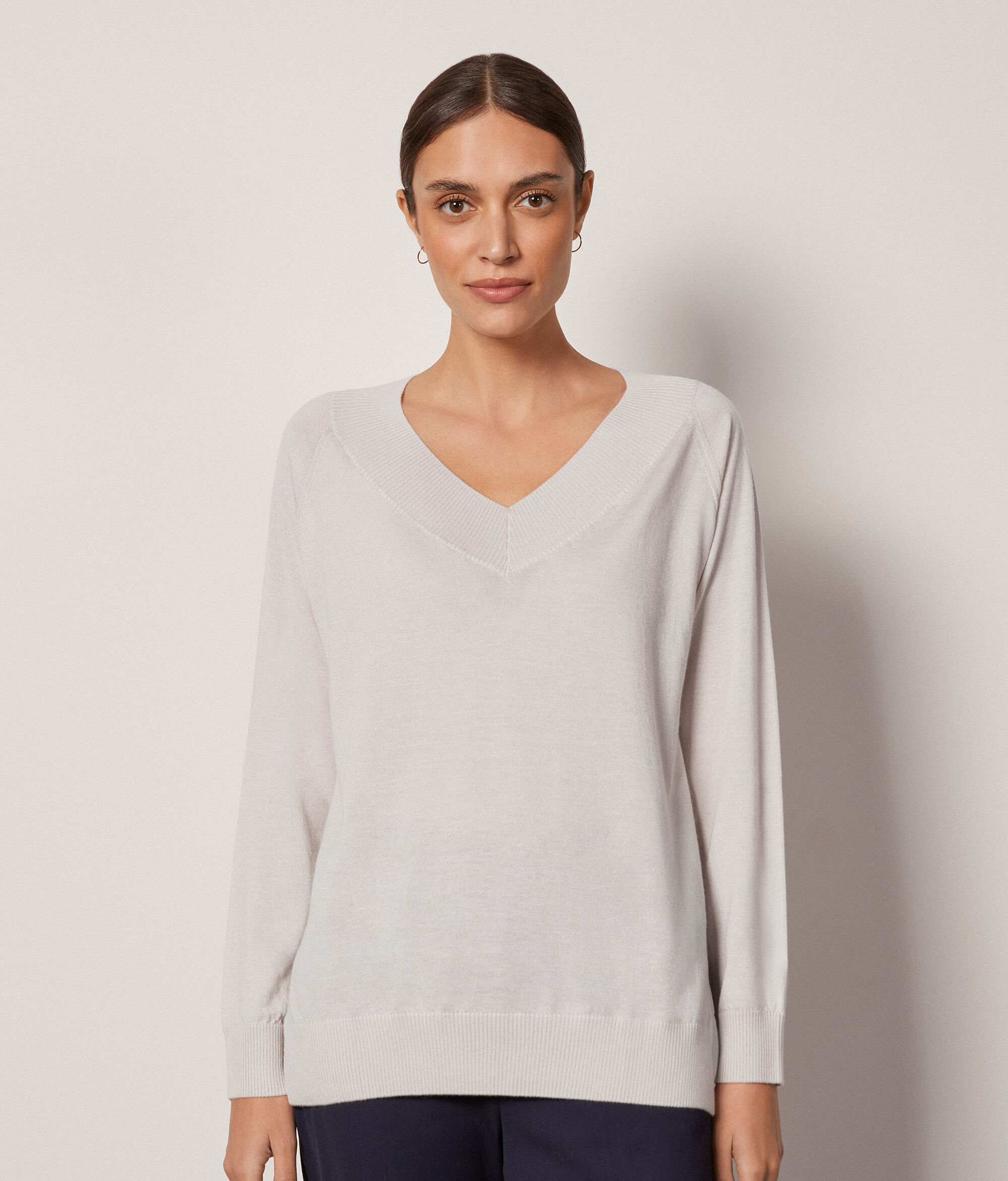 Pull à col V en cachemire ultra-fin