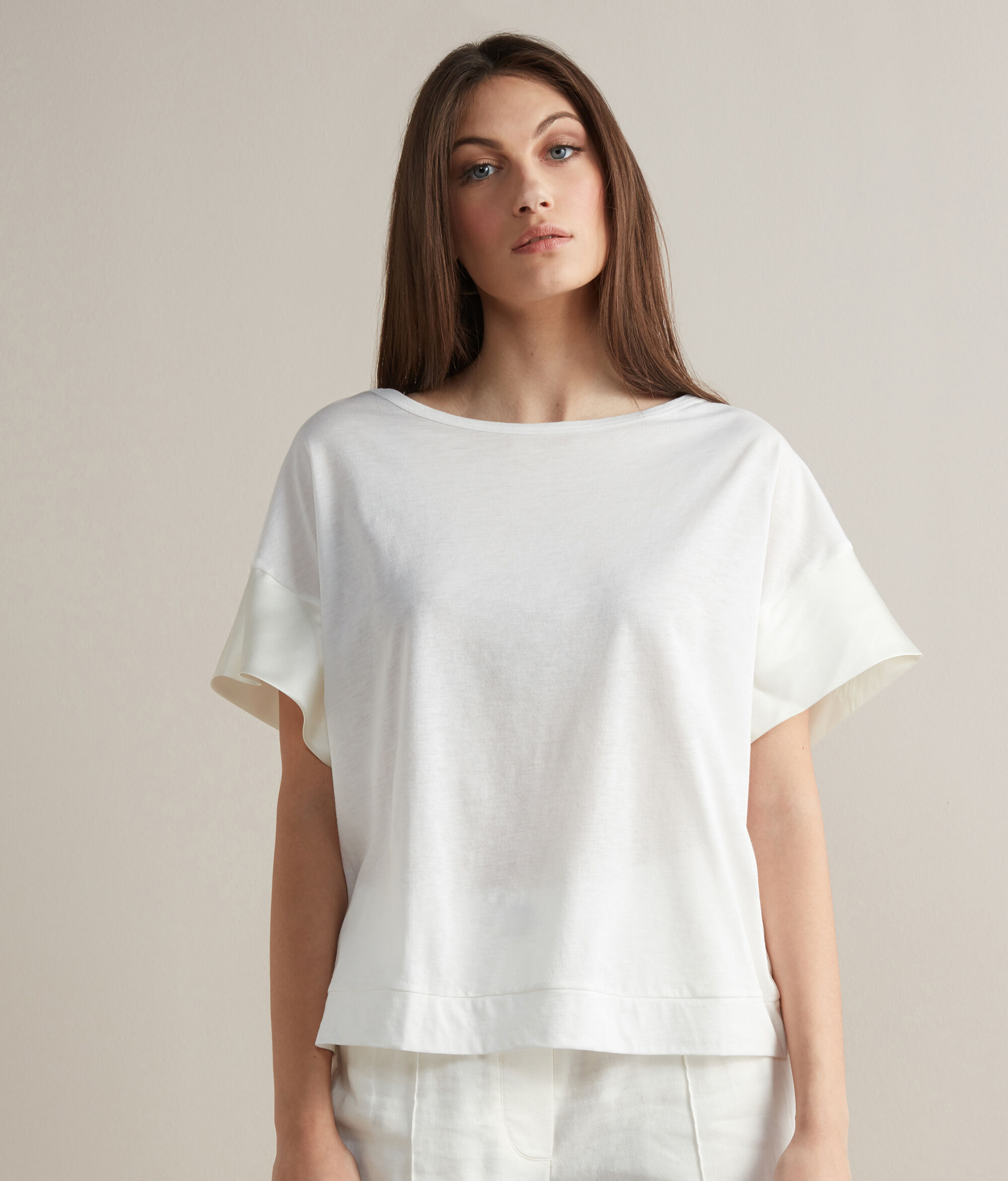 T-Shirt aus Fresh Seide mit Satinärmeln