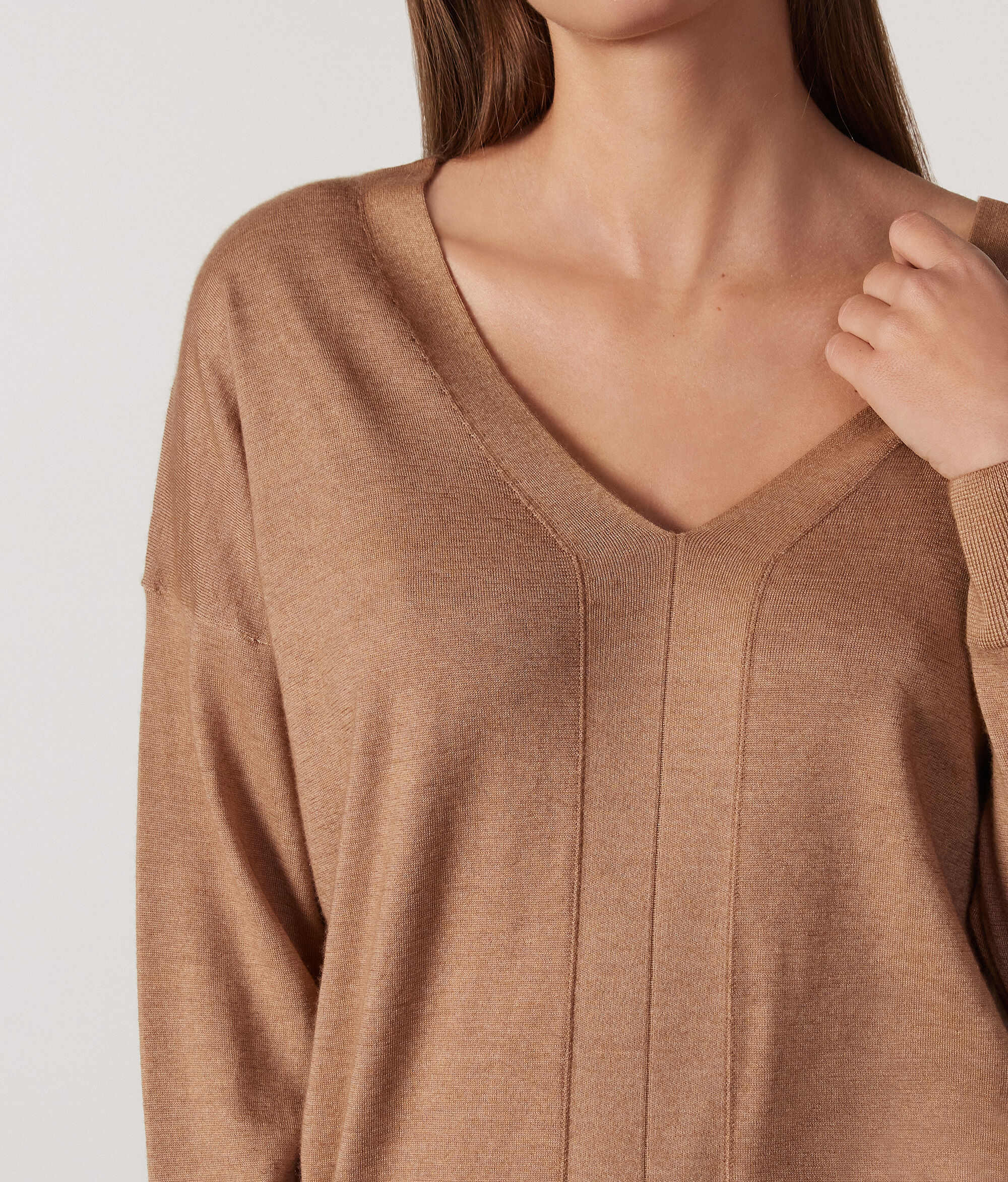 Pullover mit V-Ausschnitt aus Kaschmir Ultrafine