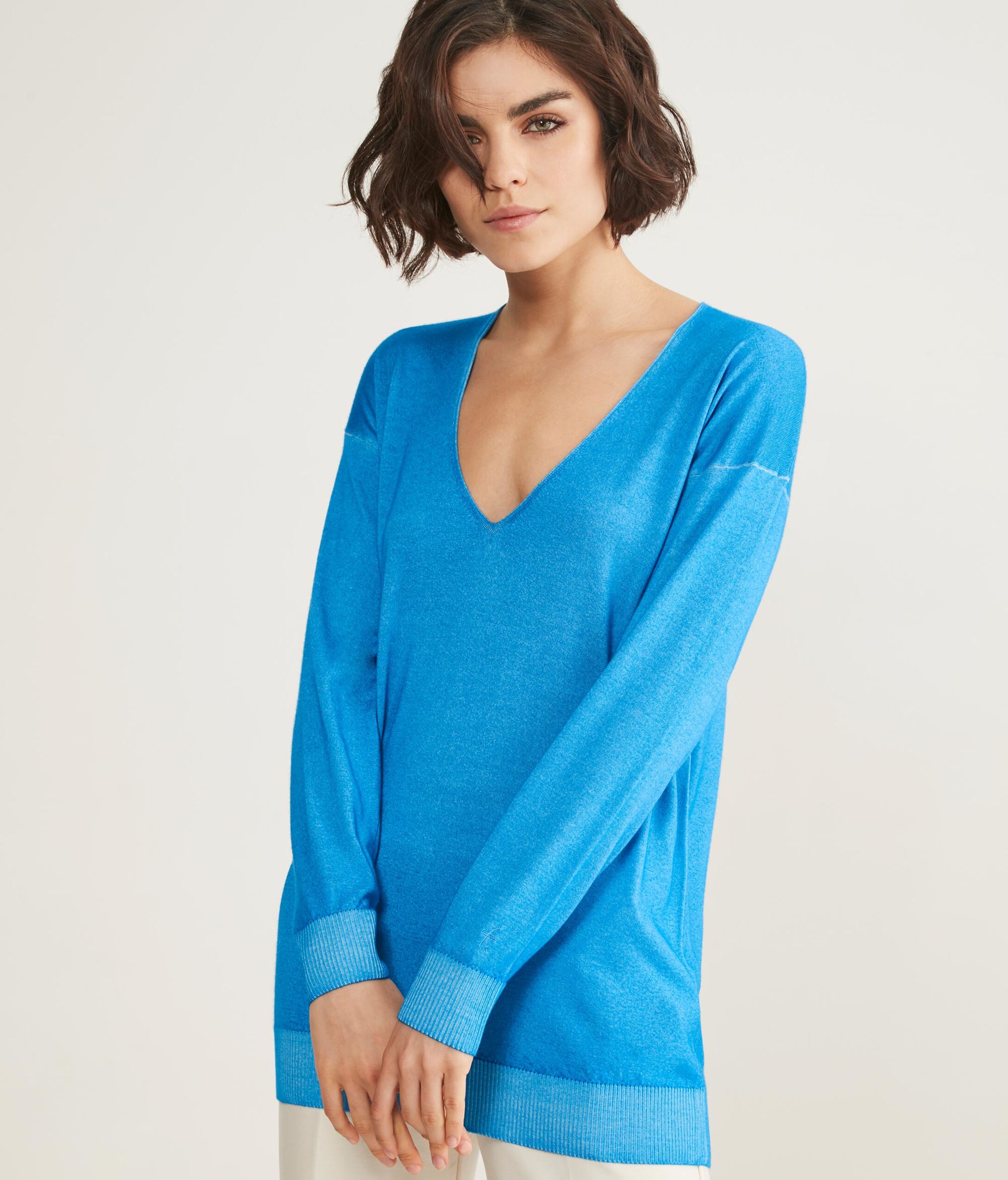 Maximaglia Scollo V in Cashmere Ultrafine