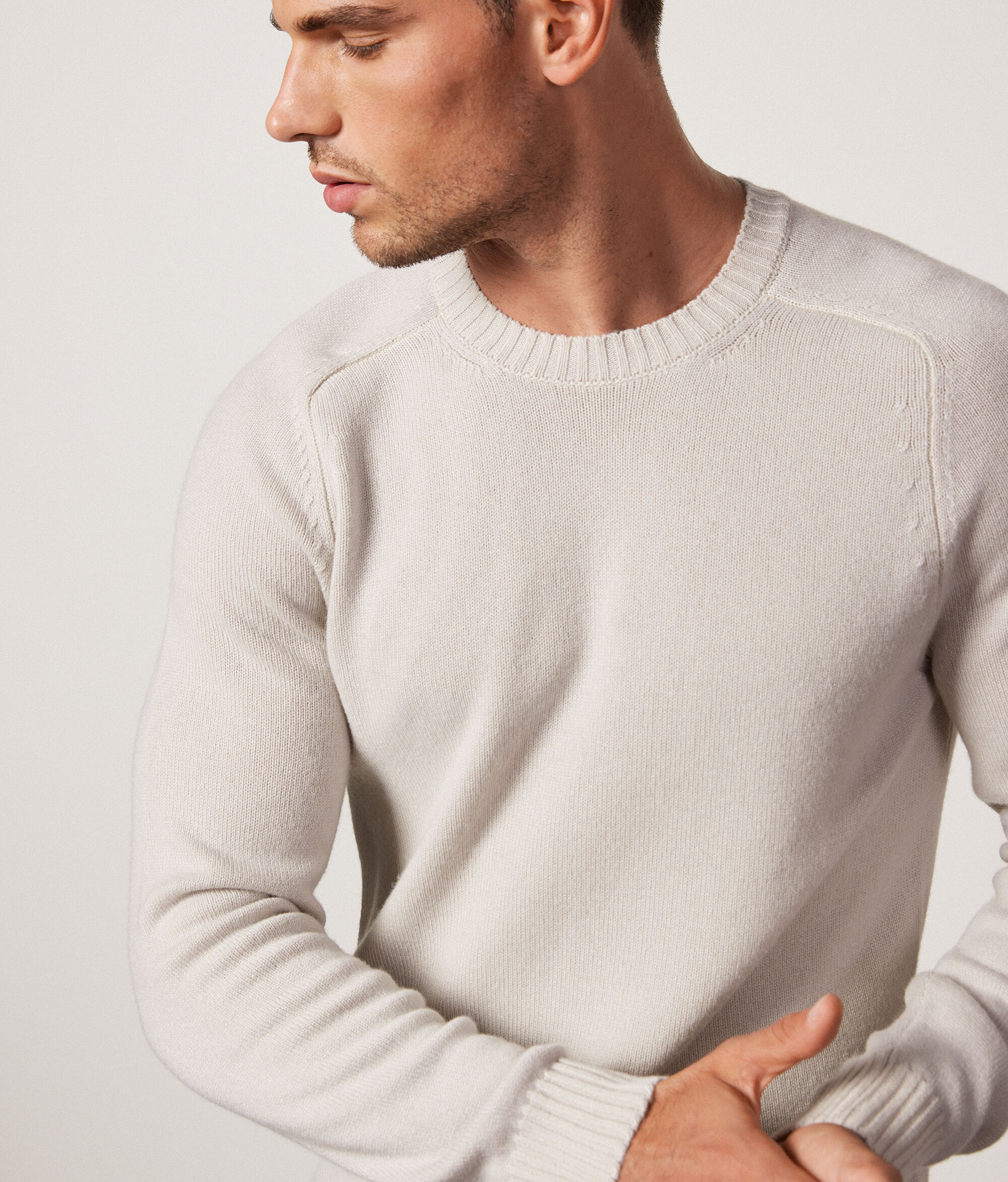 Pull à col rond en cachemire ultra-doux