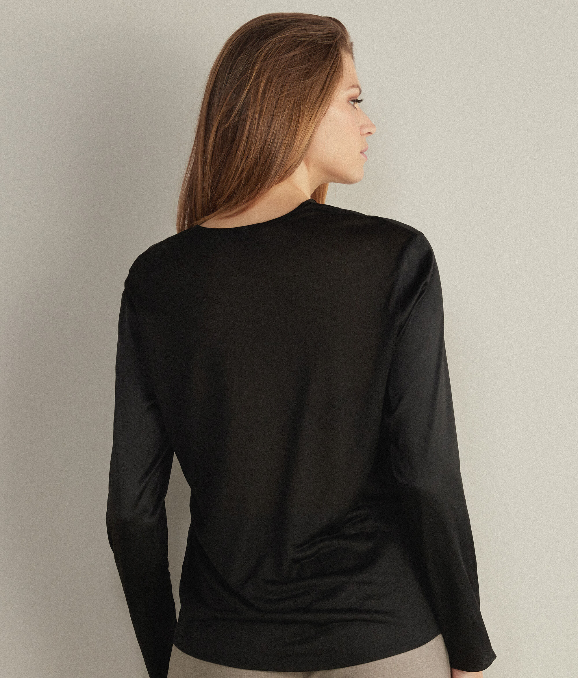 Blouse à Col Ouvert en Soie