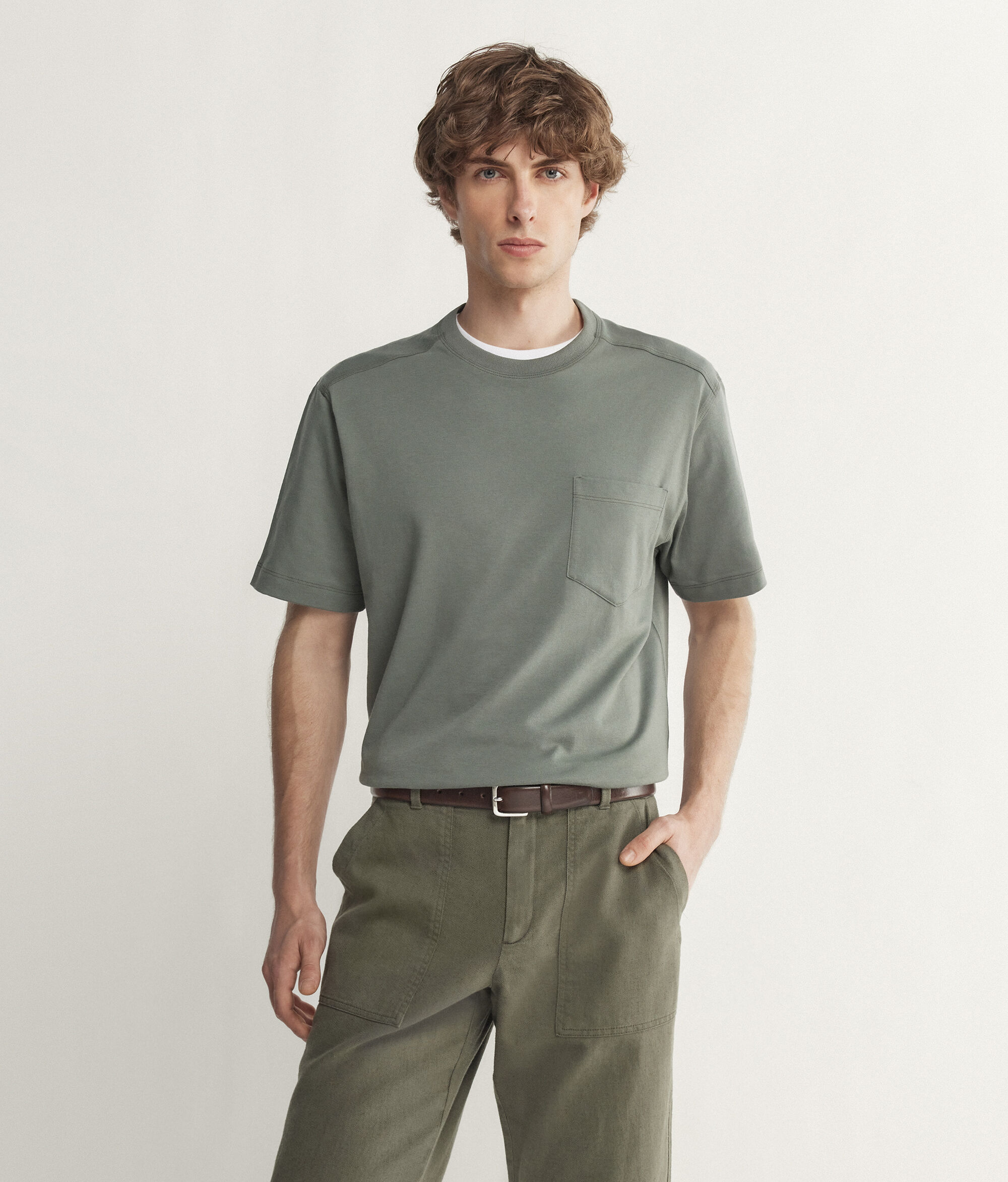 T-Shirt Over Taschino