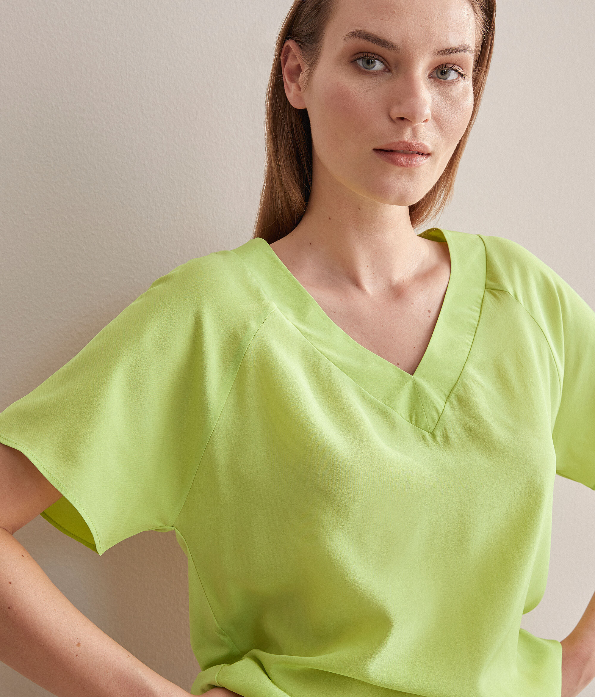 Silk and Modal V-neck T-Shirt