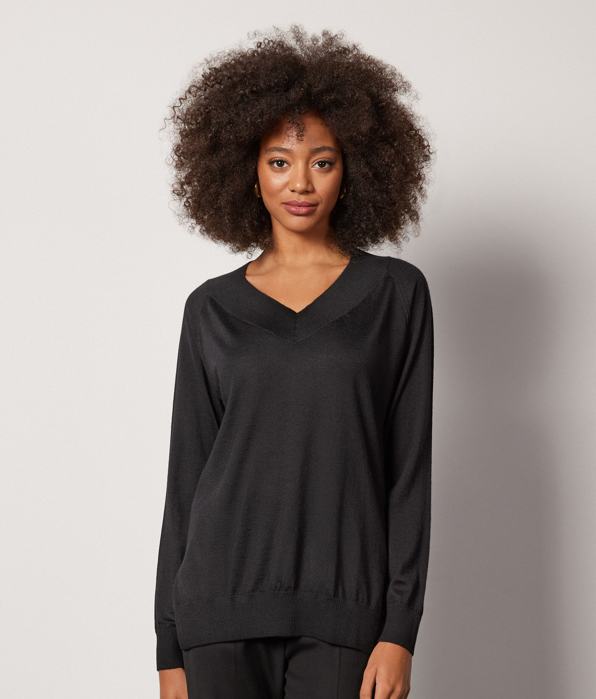 Pull à col V en cachemire ultra-fin