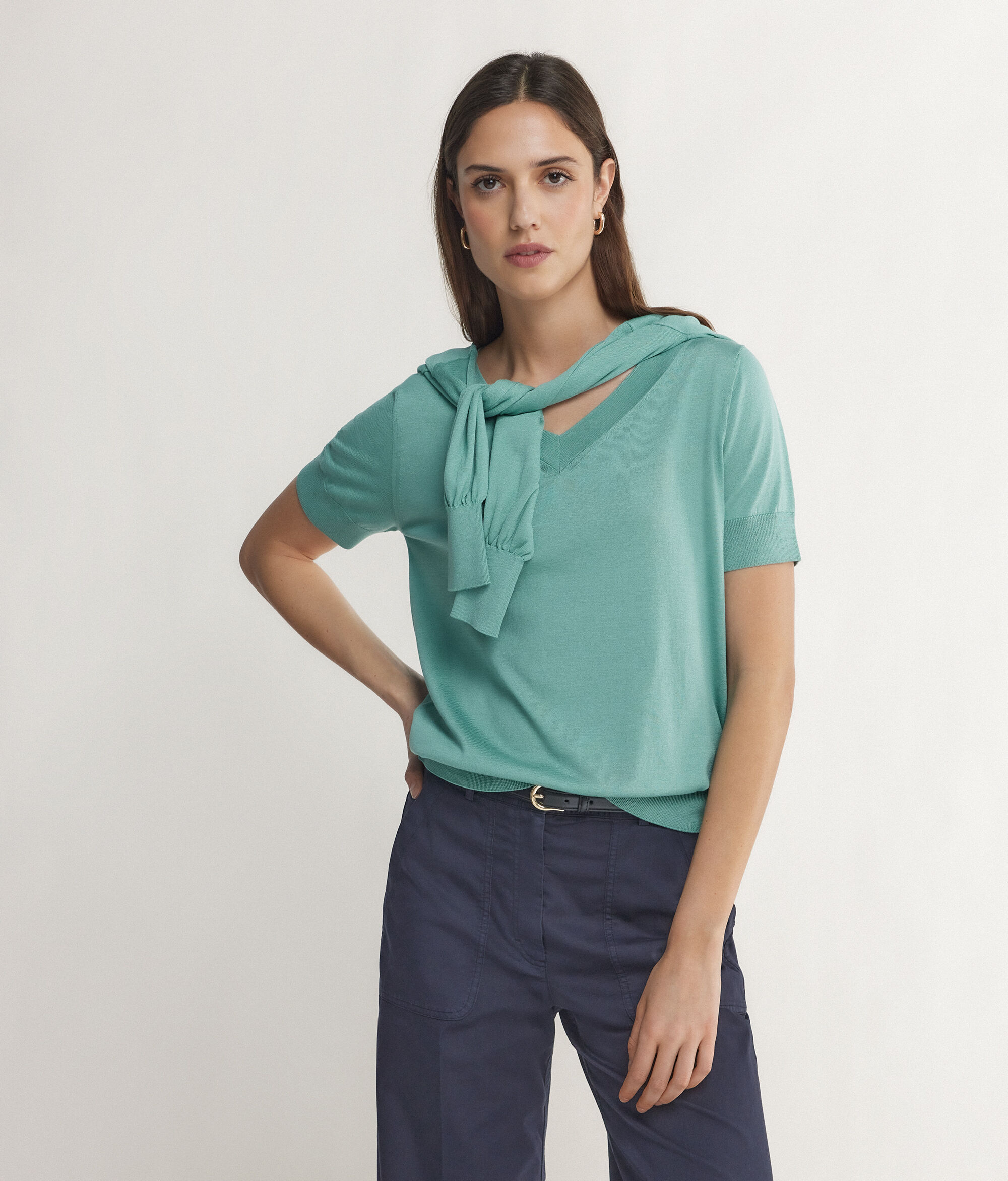 Maglia con Scollo a V a Maniche Corte in Seta Cotone